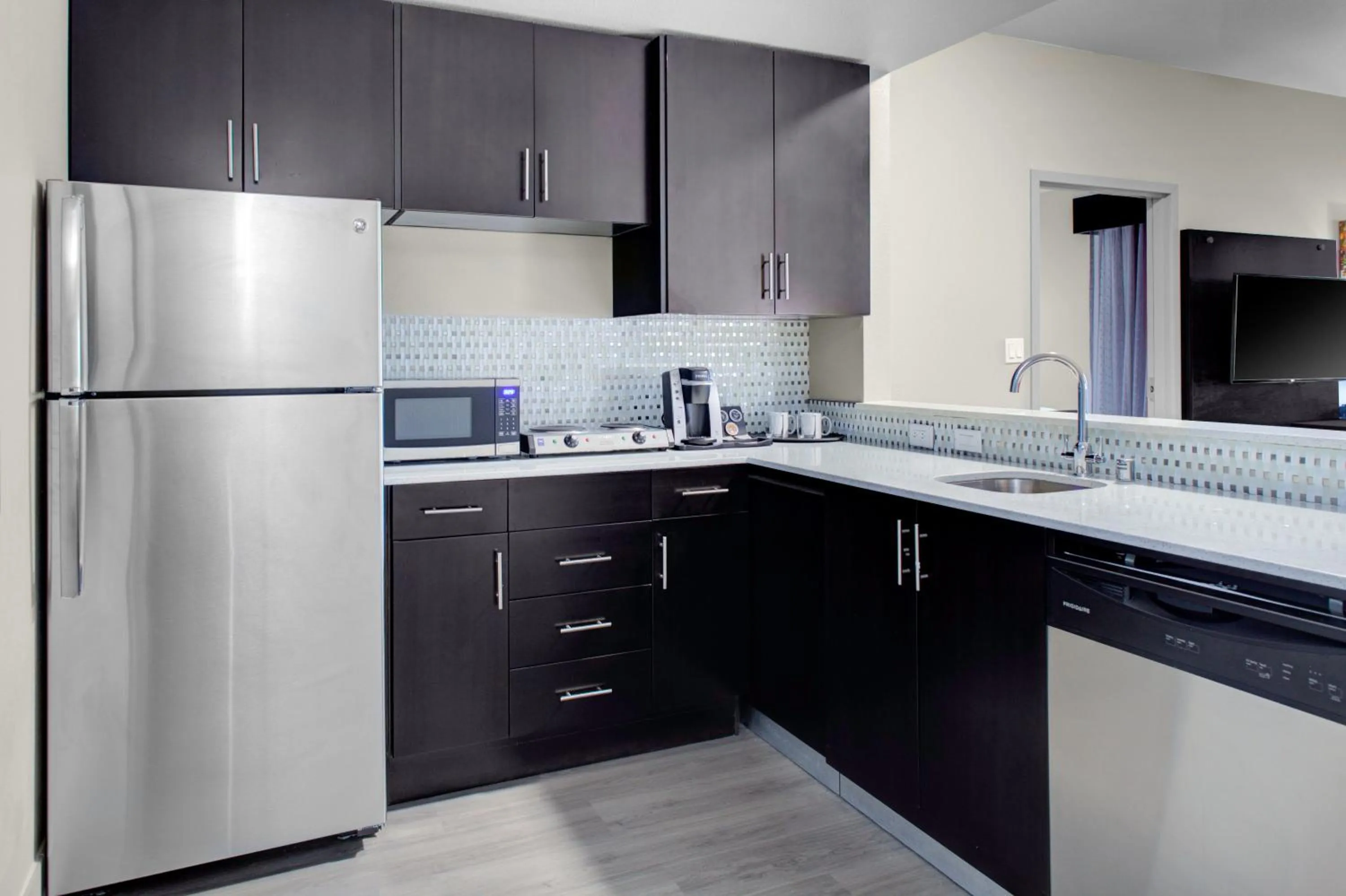 Photo of the whole room in Holiday Inn Windsor - Wine Country by IHG