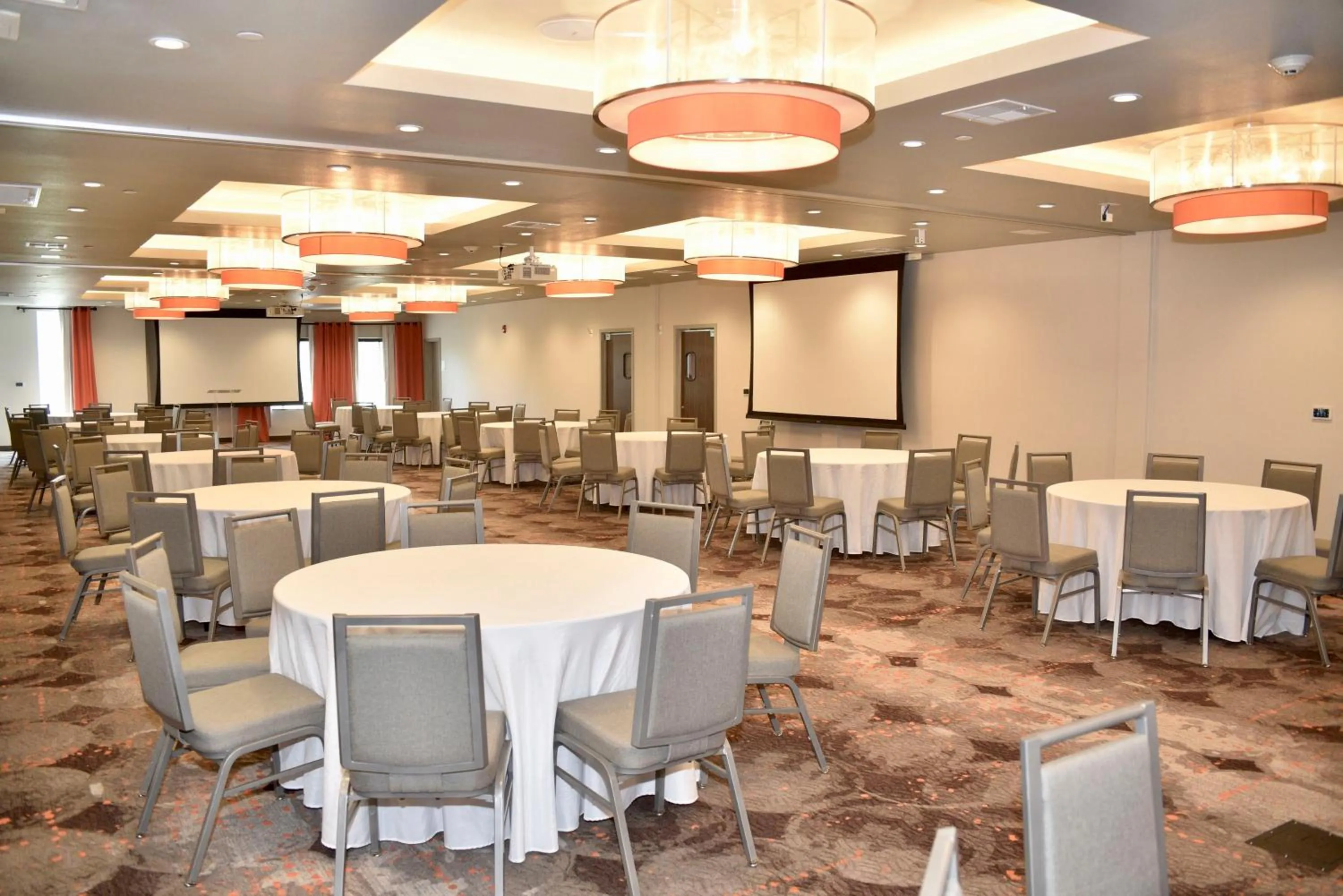 Banquet/Function facilities in Holiday Inn Windsor - Wine Country by IHG