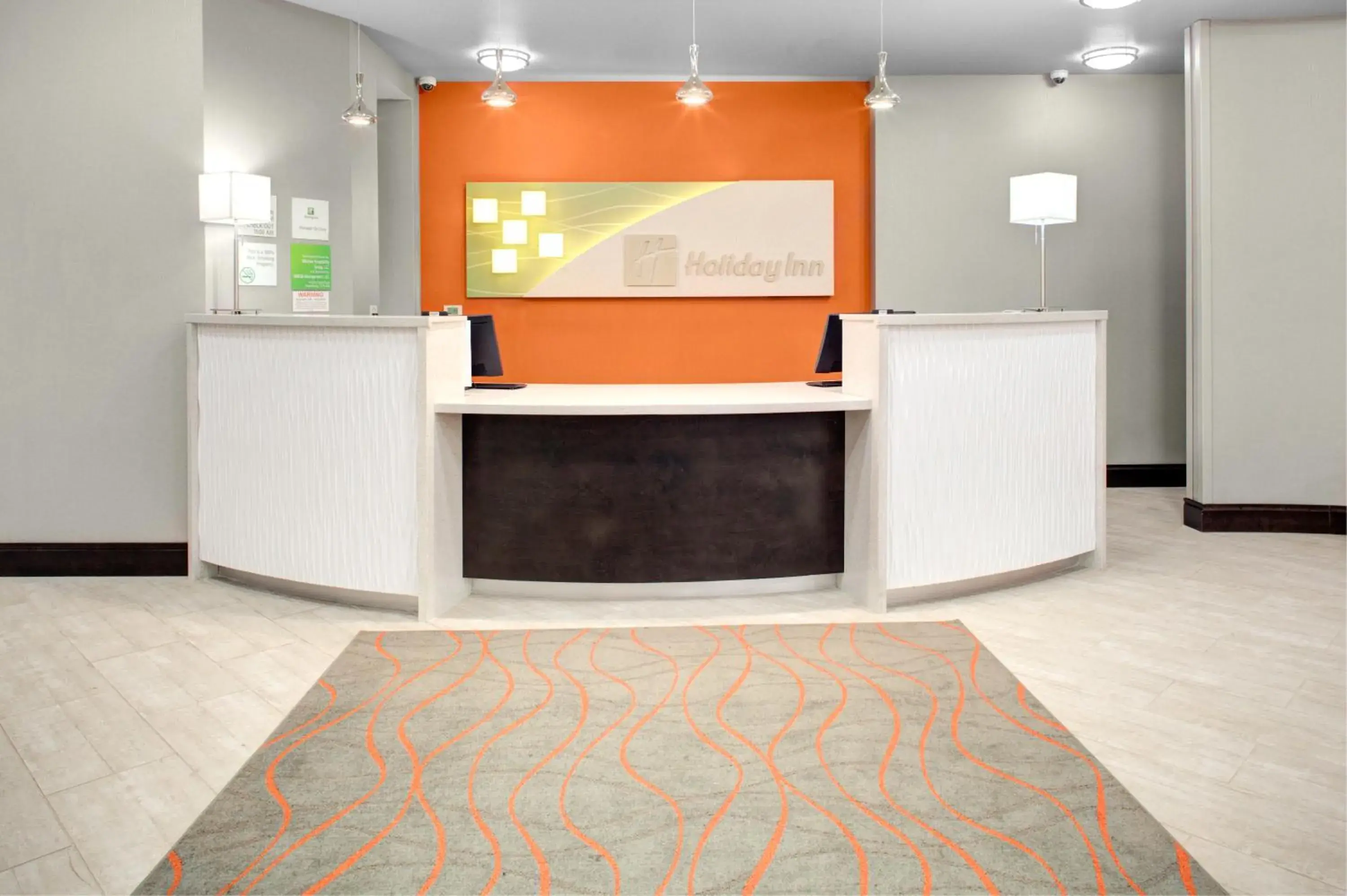 Property building in Holiday Inn Windsor - Wine Country by IHG Property building in Holiday Inn Windsor - Wine Country by IHG