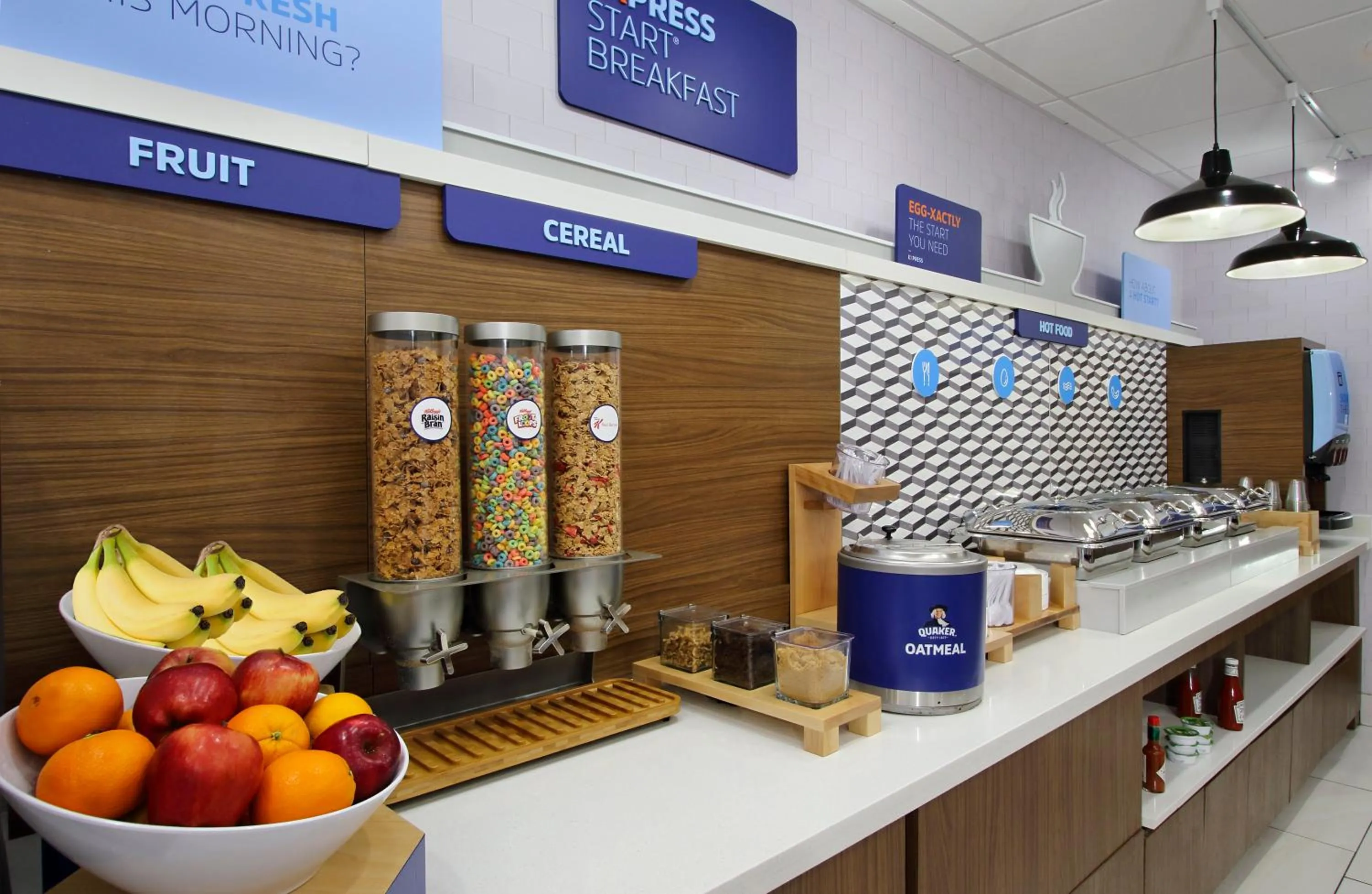 Breakfast in Holiday Inn Express & Suites Columbus North by IHG