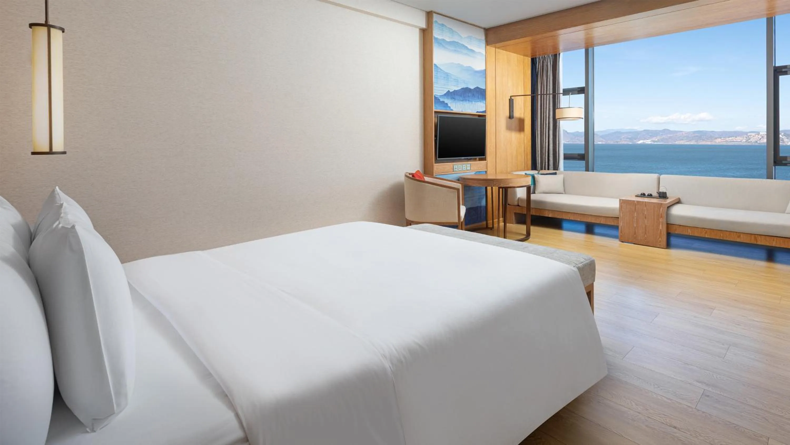 Photo of the whole room, Bed in Hotel Indigo Dali Erhai by IHG