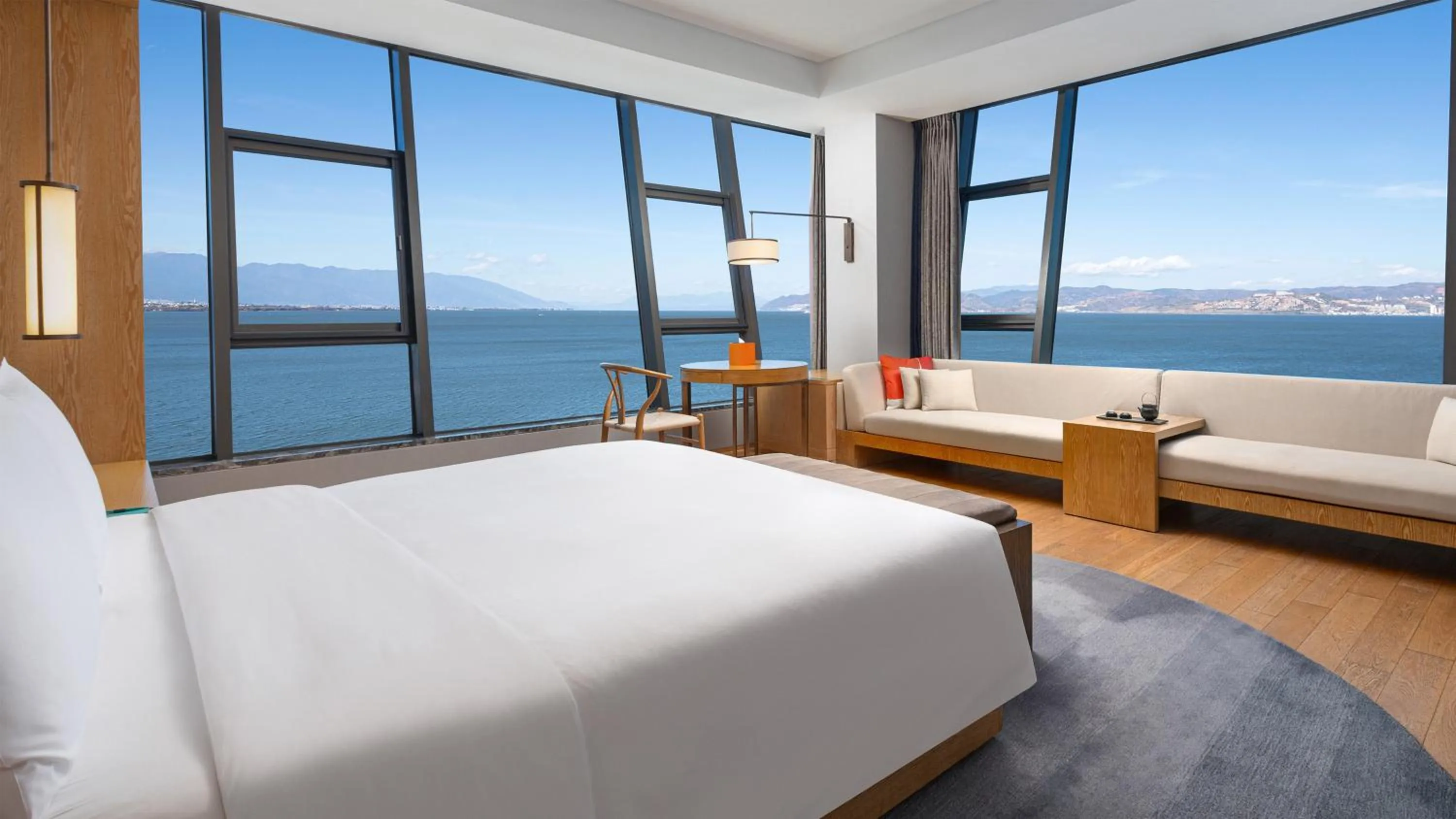 Photo of the whole room, Bed in Hotel Indigo Dali Erhai by IHG