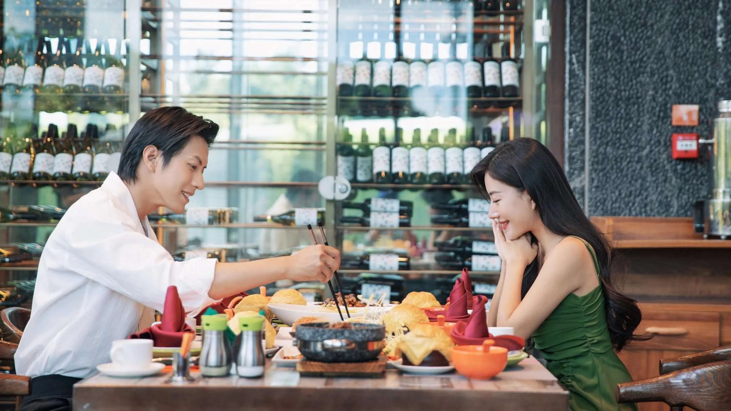 Restaurant/places to eat in Hotel Indigo Dali Erhai by IHG