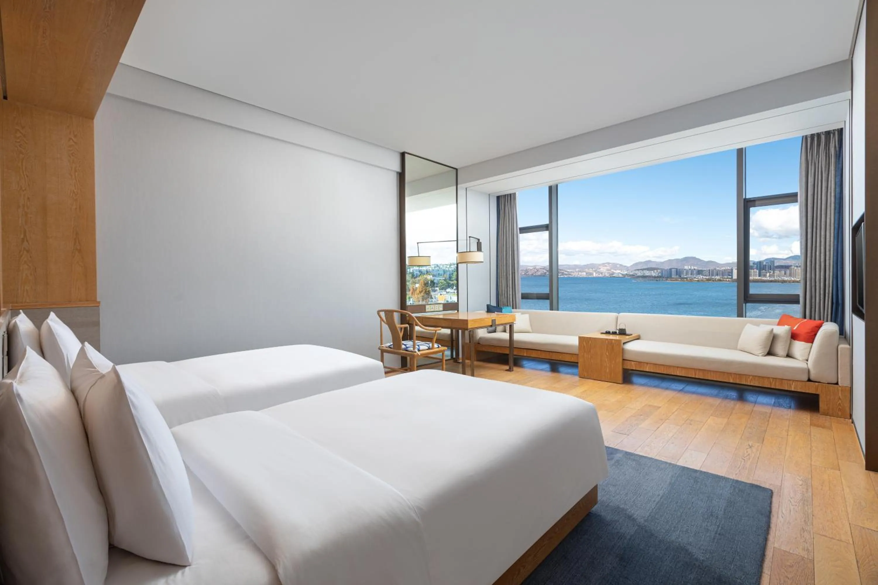 Photo of the whole room, Bed in Hotel Indigo Dali Erhai by IHG