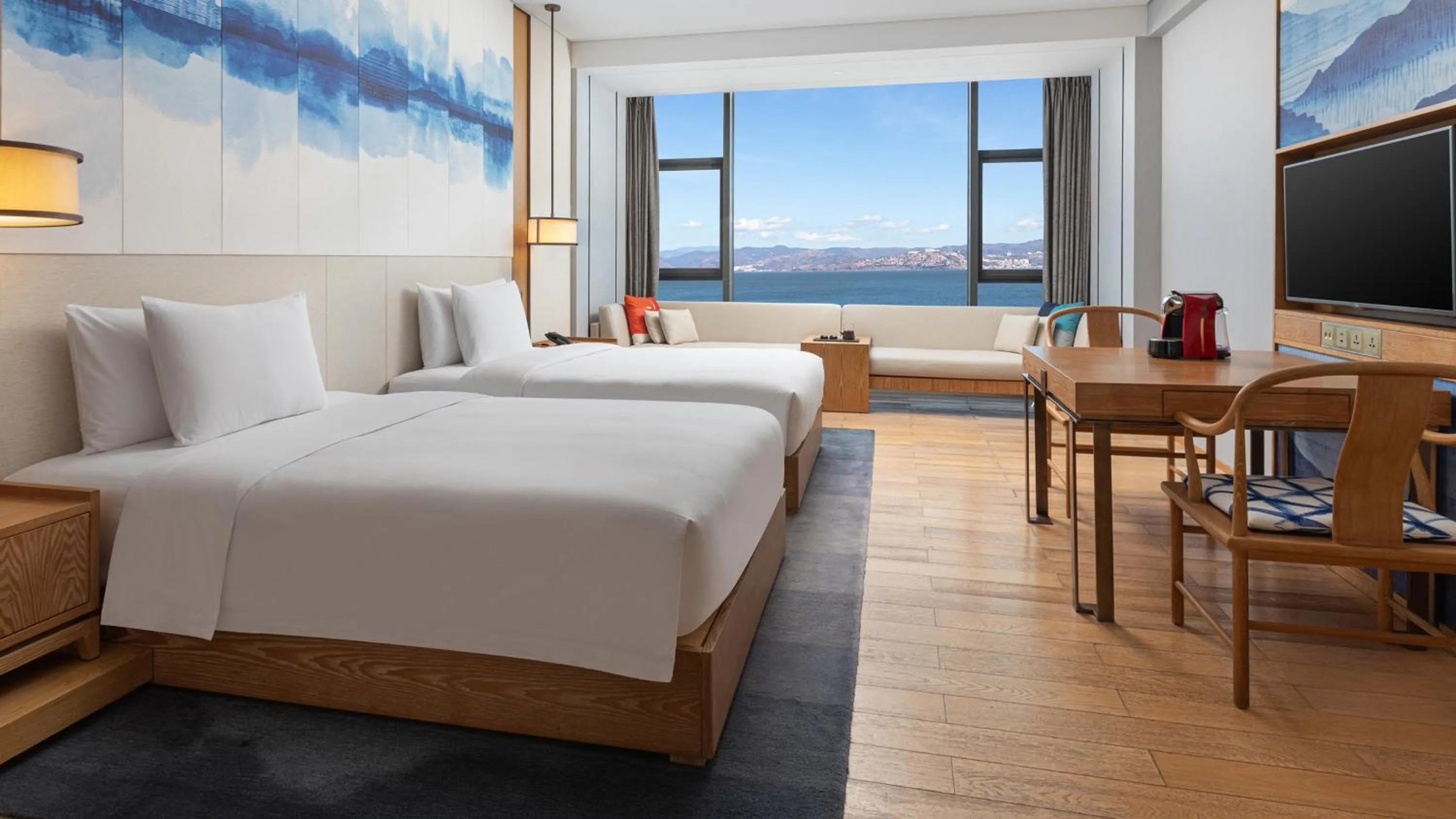 Photo of the whole room, Bed in Hotel Indigo Dali Erhai by IHG