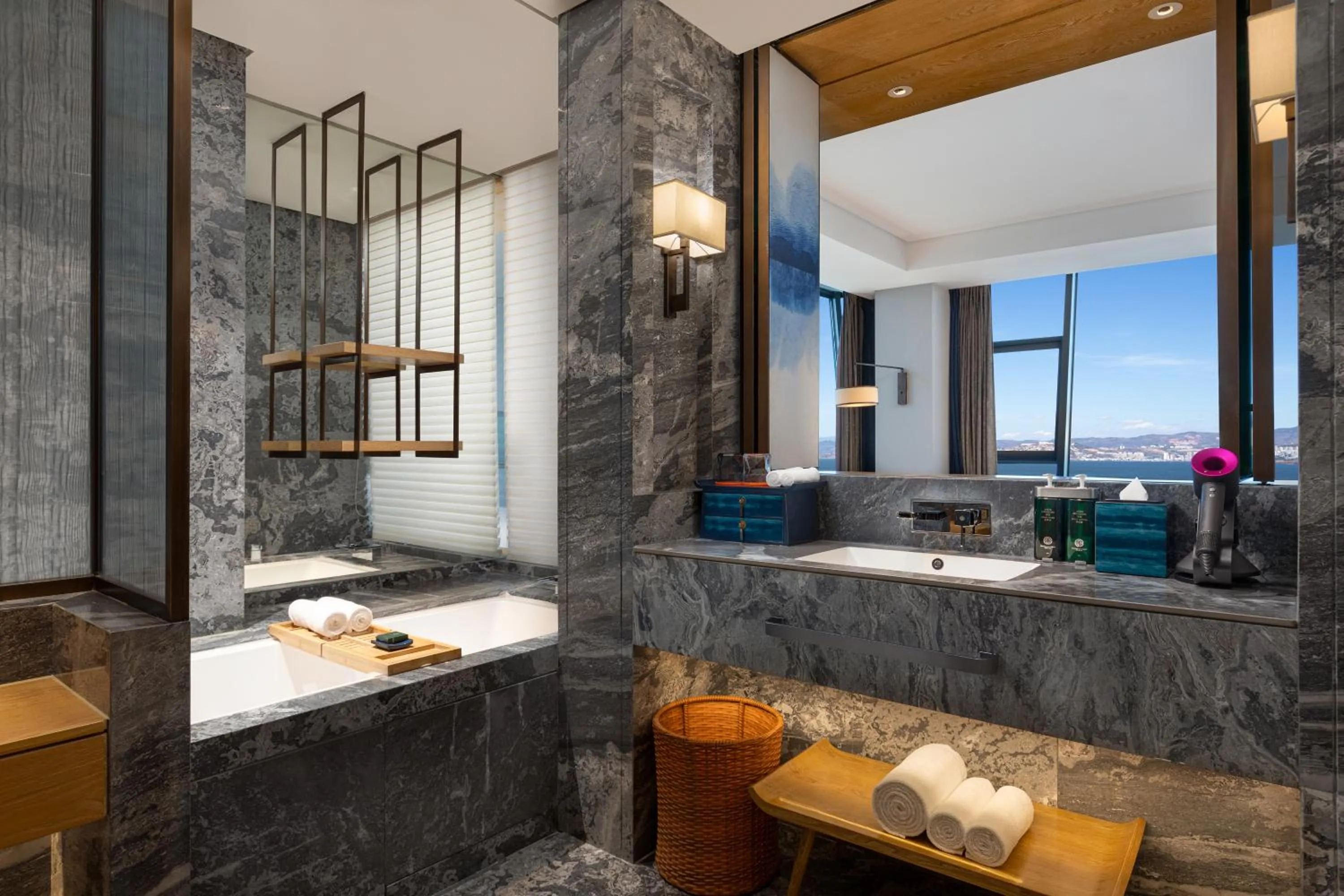 Bathroom in Hotel Indigo Dali Erhai by IHG