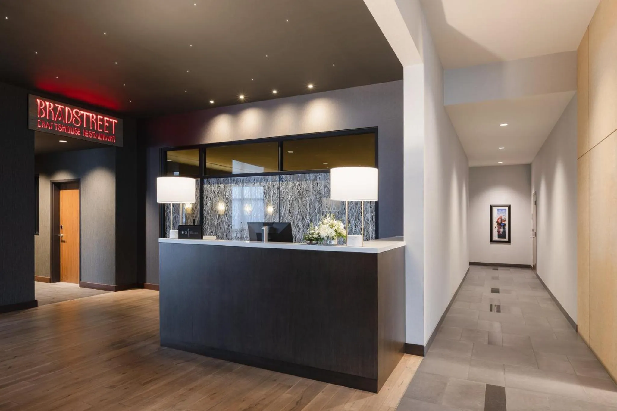 Meeting/conference room in InterContinental Minneapolis - St. Paul Airport by IHG