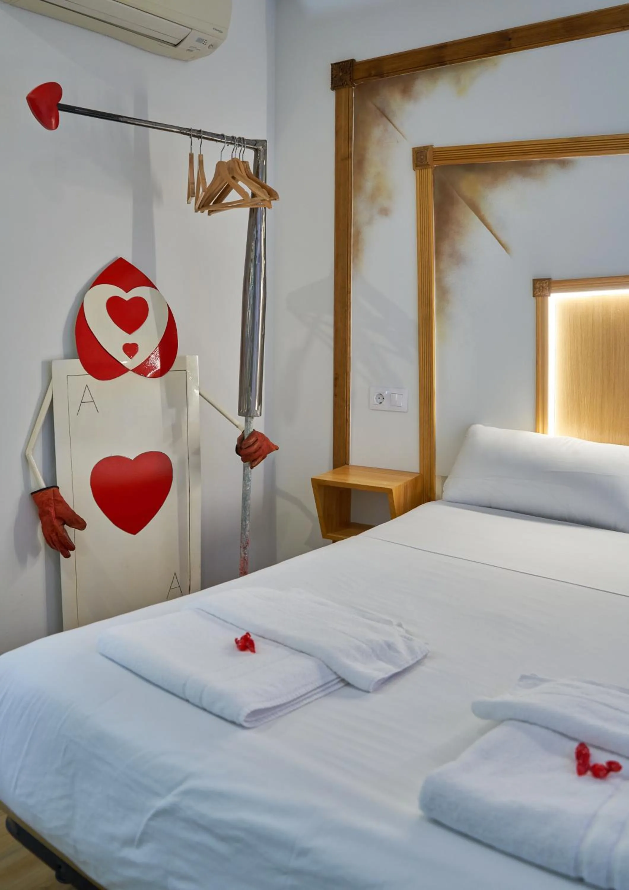 Bed in Pensión AliciaZzz Bed And Breakfast Bilbao