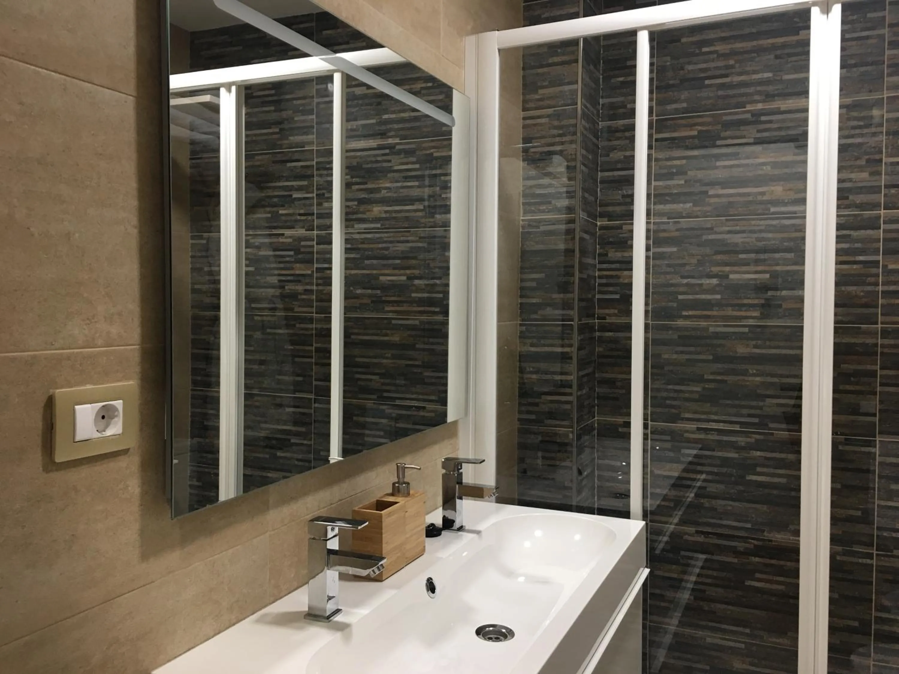 Bathroom in Estudios Ciudad Jardín