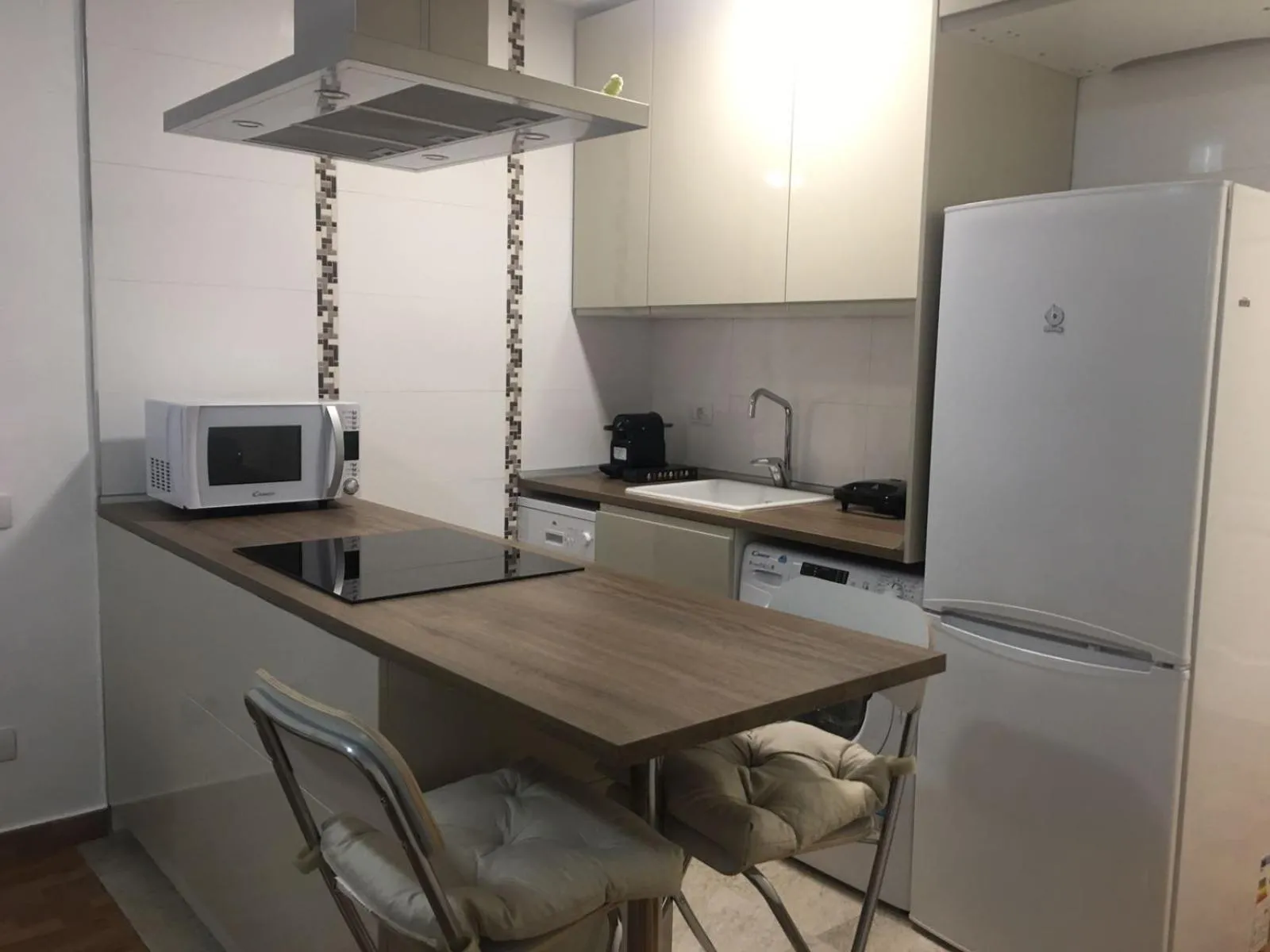 Kitchen or kitchenette in Estudios Ciudad Jardín