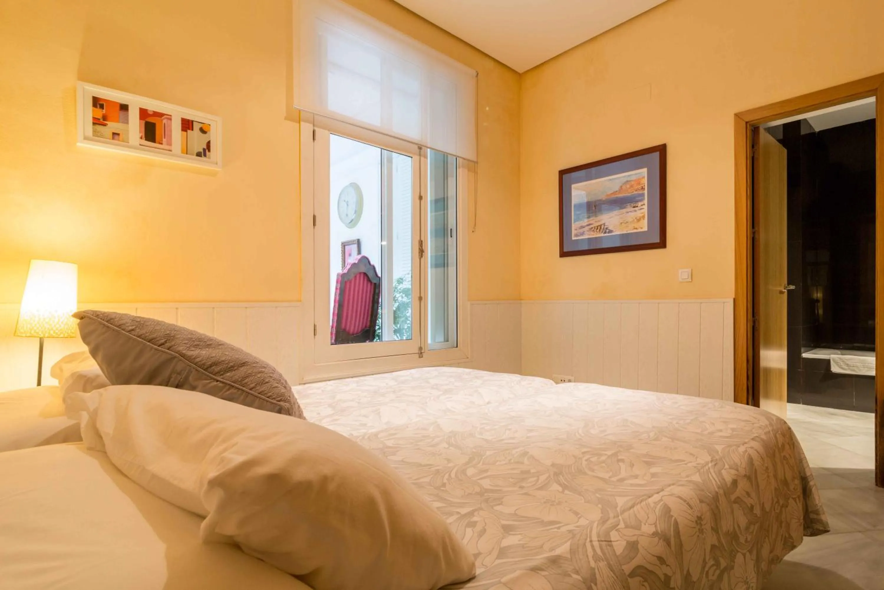 Bed in La Casa del Conde de Gelves Apartments