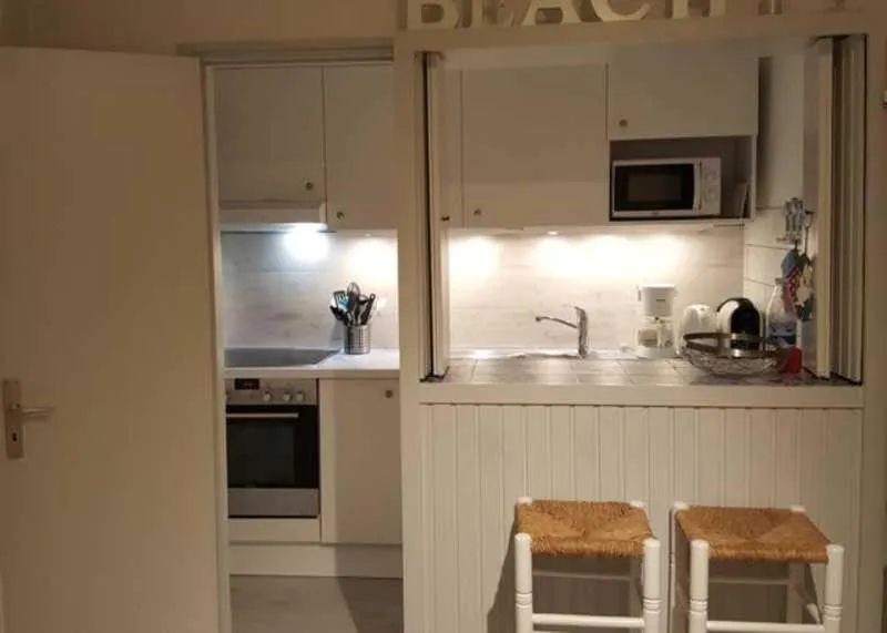 Kitchen or kitchenette in Seewolke Nr1 Nr2 Nr3 Katingsiel be