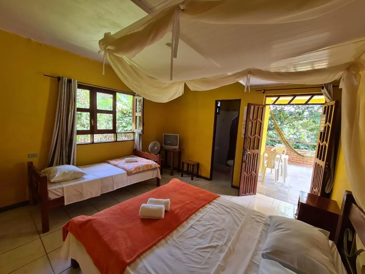 Patio, Bed in Casa da Trilha