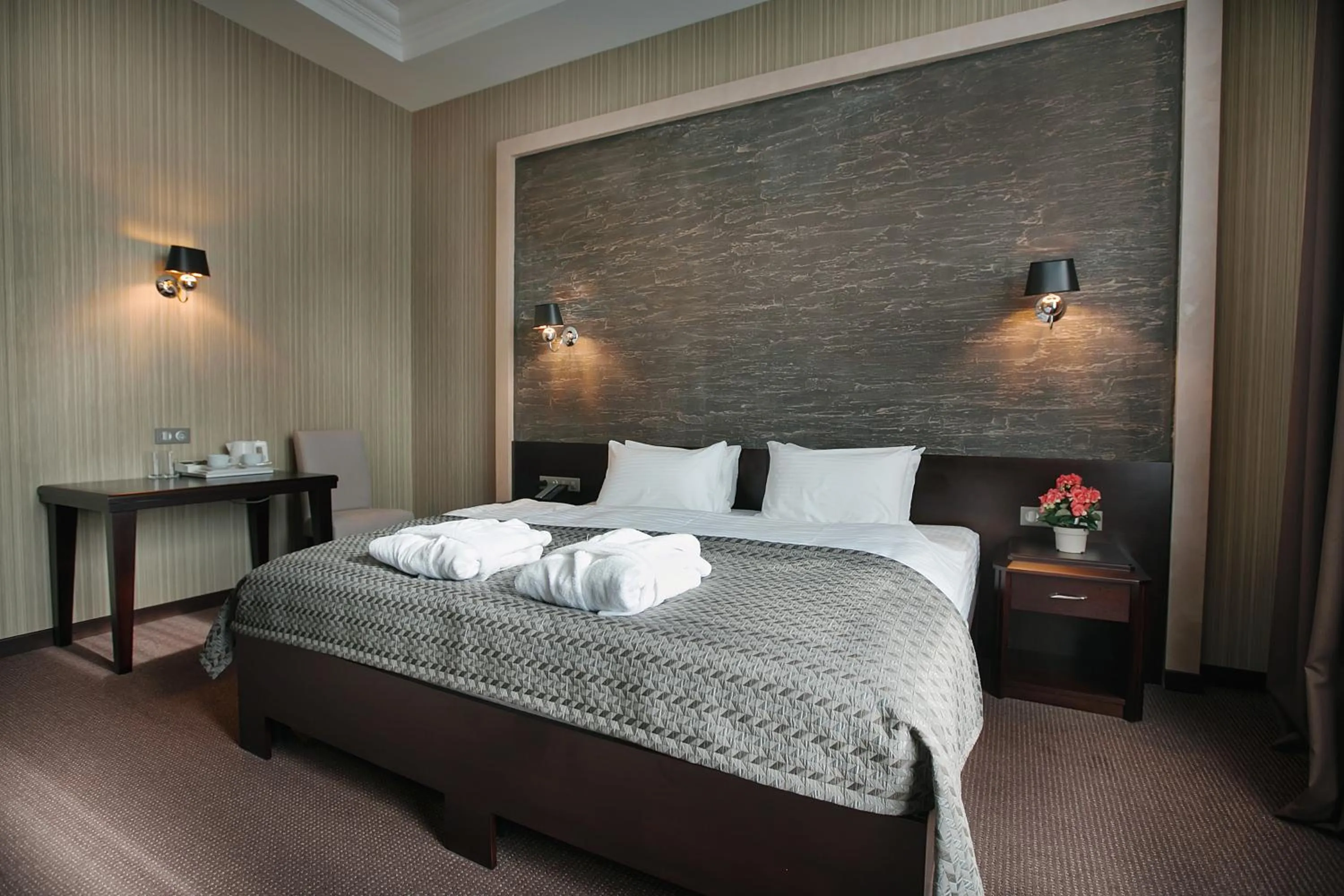 Photo of the whole room, Bed in Tsunami Spa Hotel