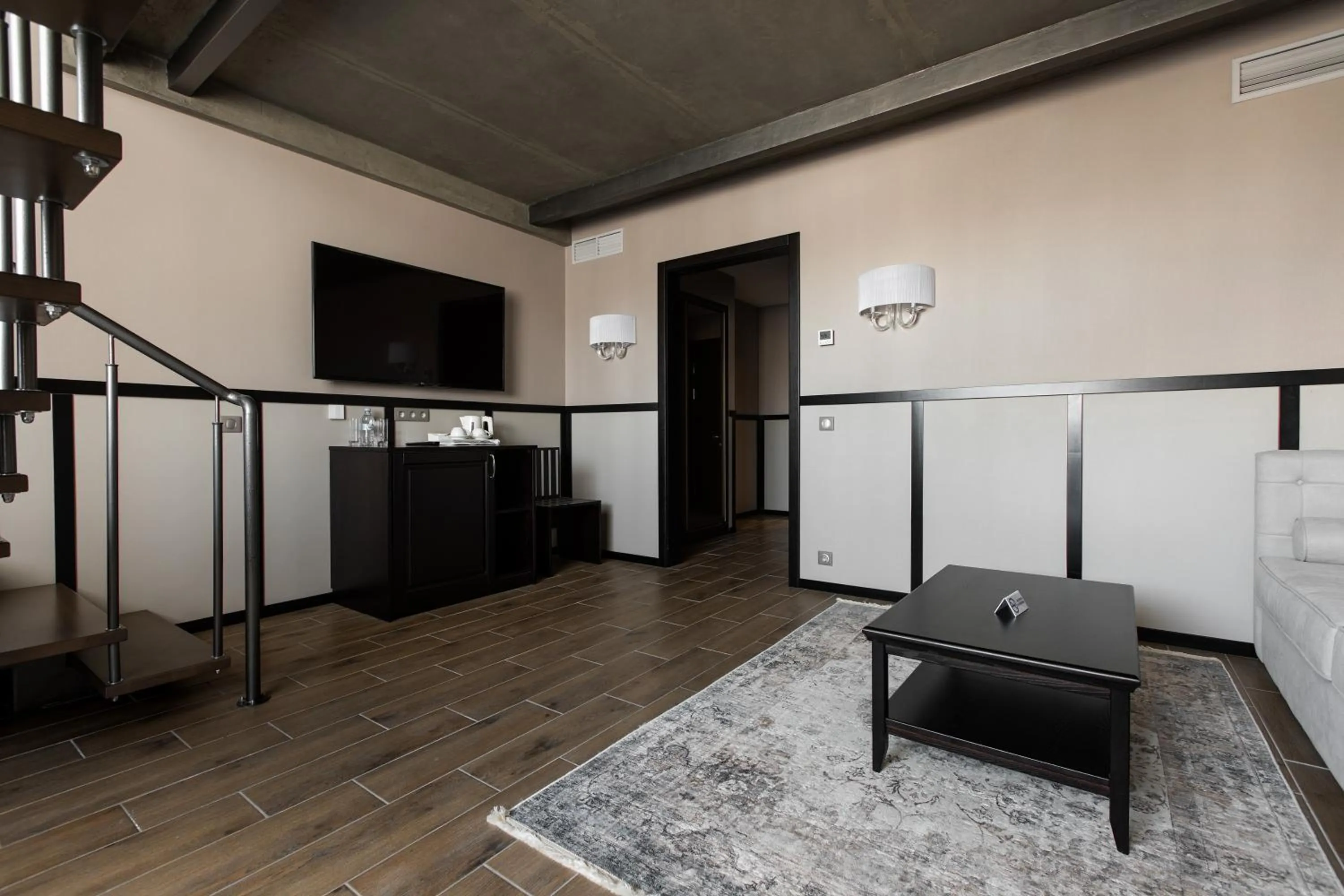 TV and multimedia in Tsunami Spa Hotel