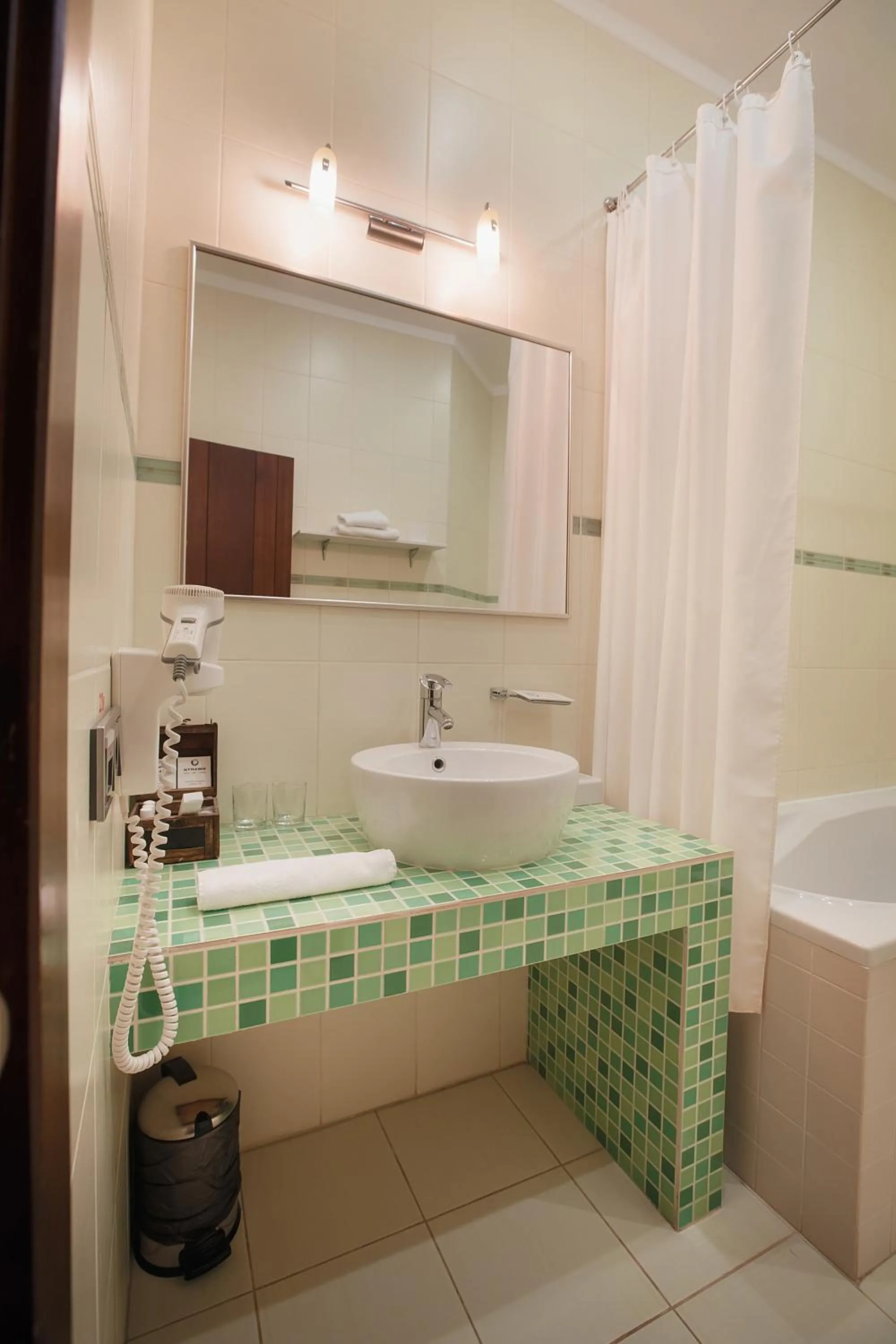 Bathroom in Tsunami Spa Hotel