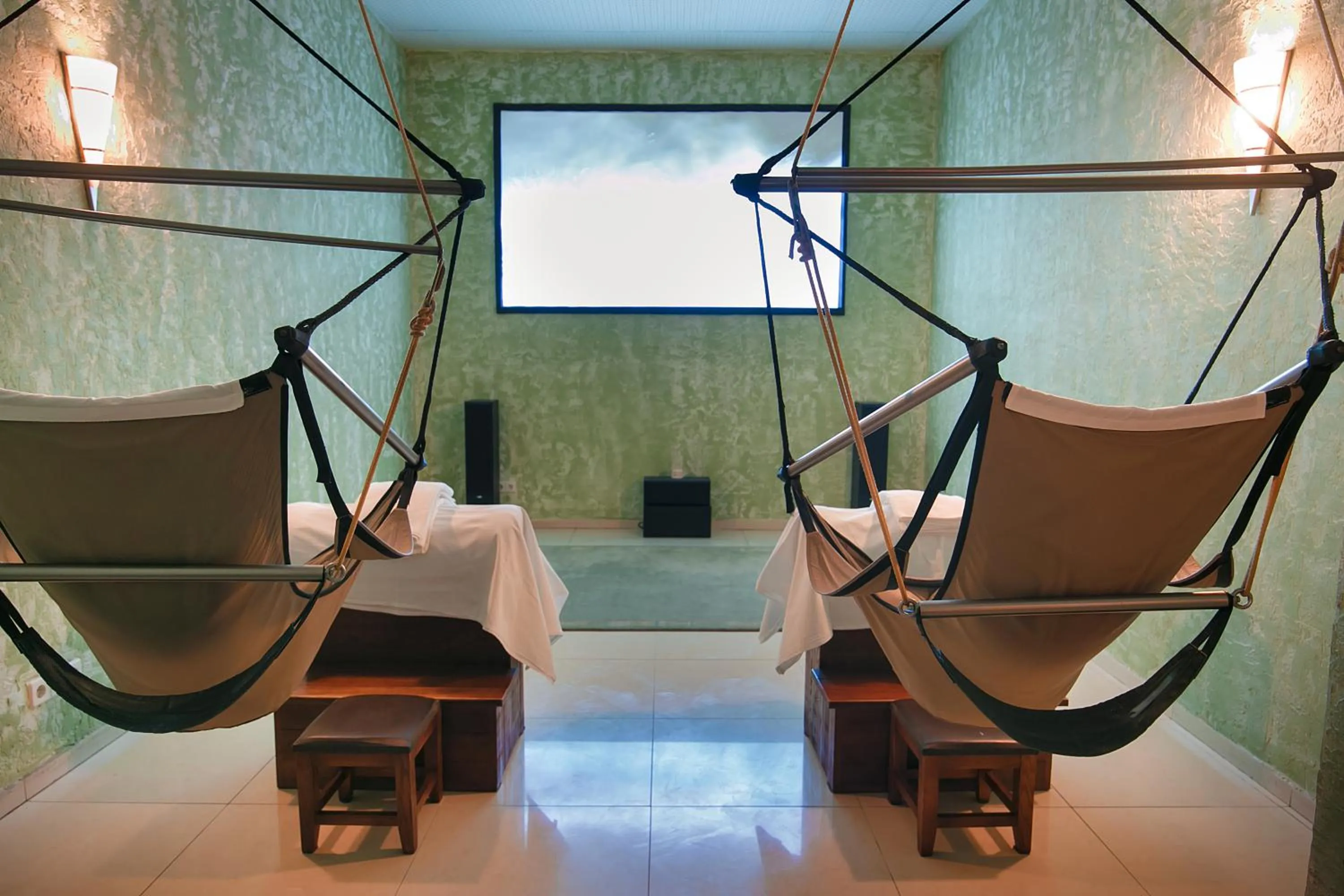 Massage in Tsunami Spa Hotel