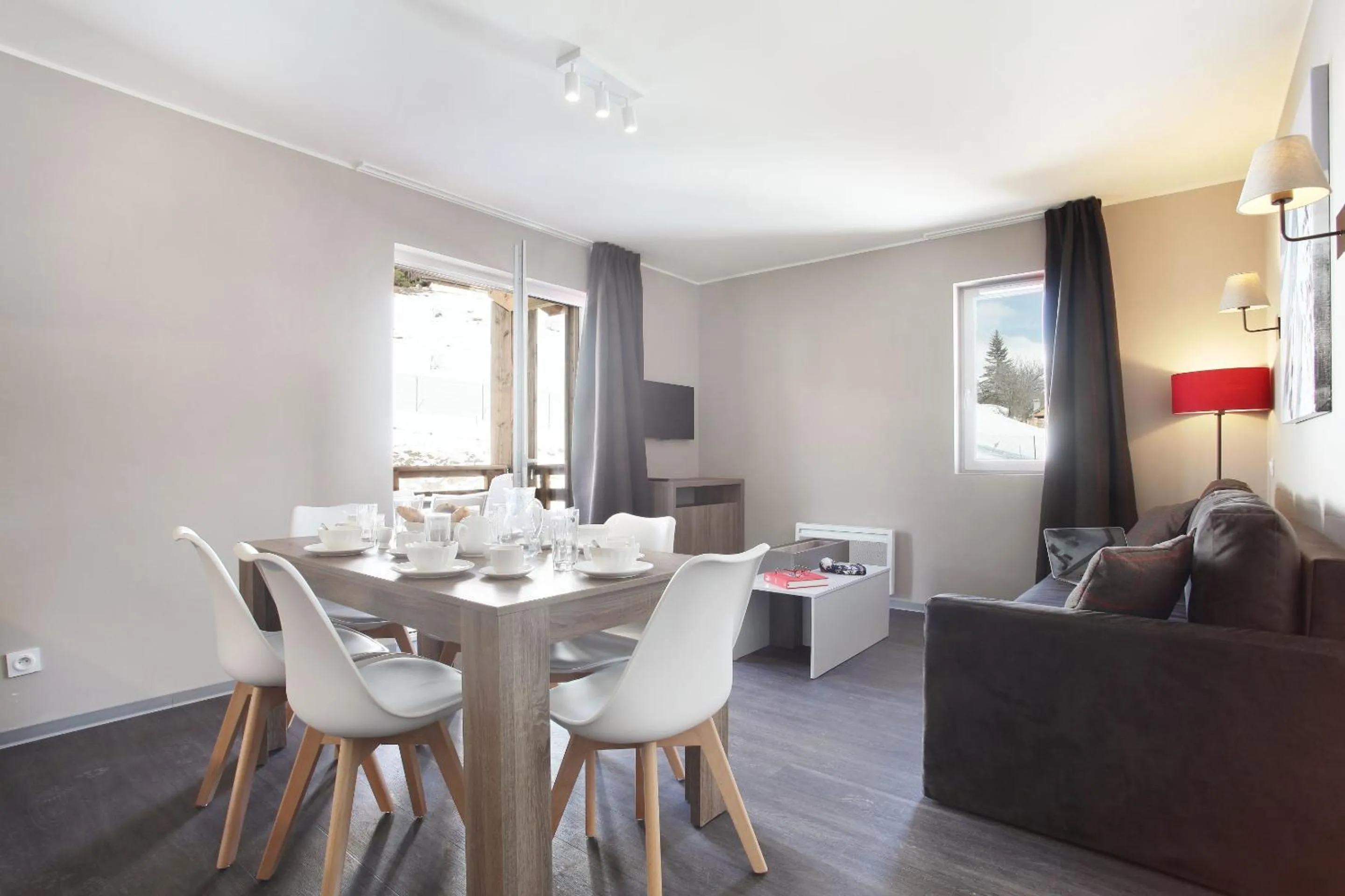 Dining area in Résidence Odalys Le Village de Praroustan