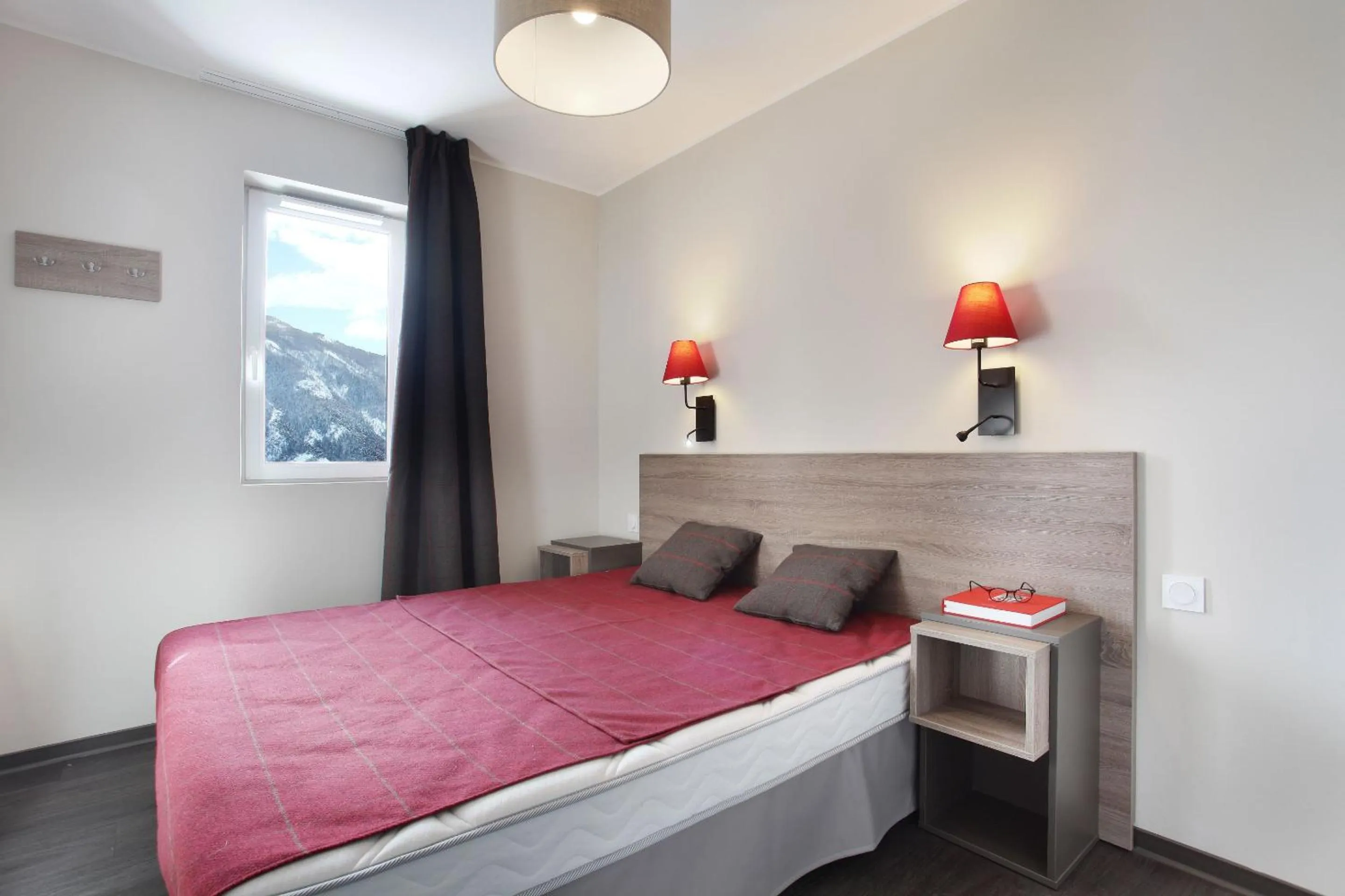 Bedroom, Bed in Résidence Odalys Le Village de Praroustan