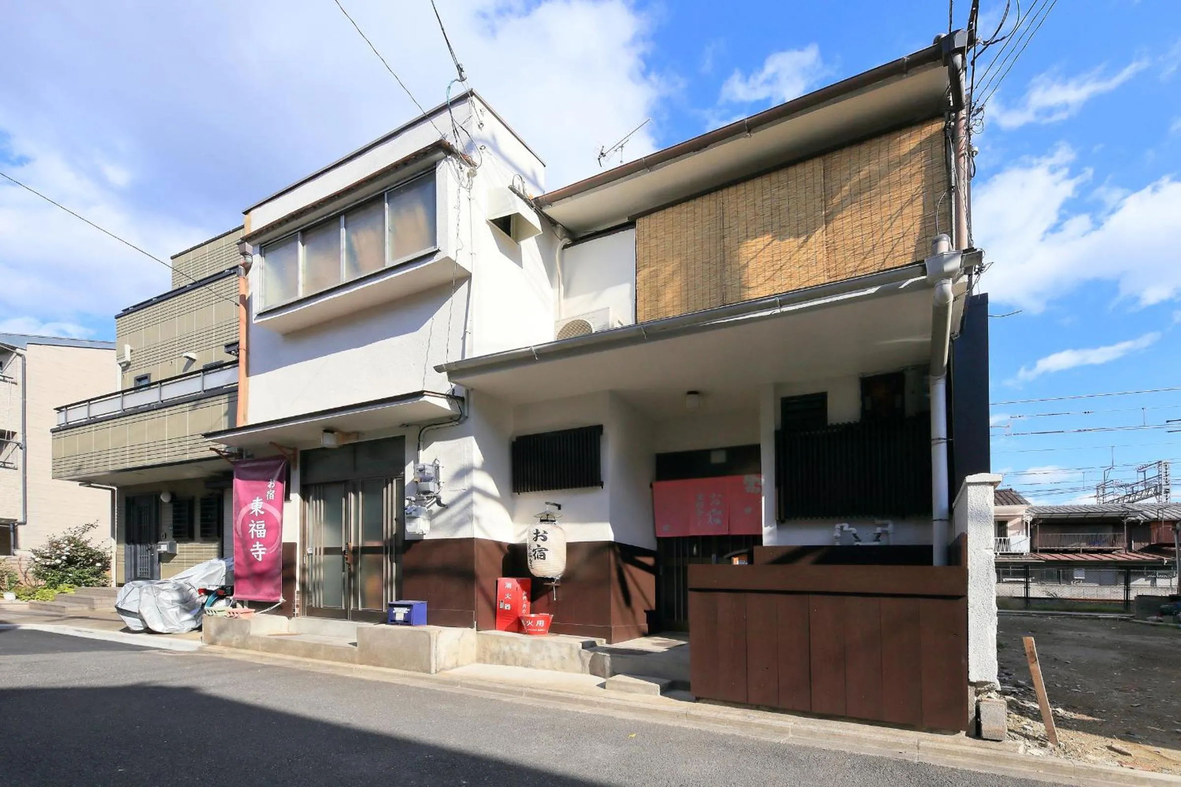 Facade/entrance in Oyado Tofukuji 2