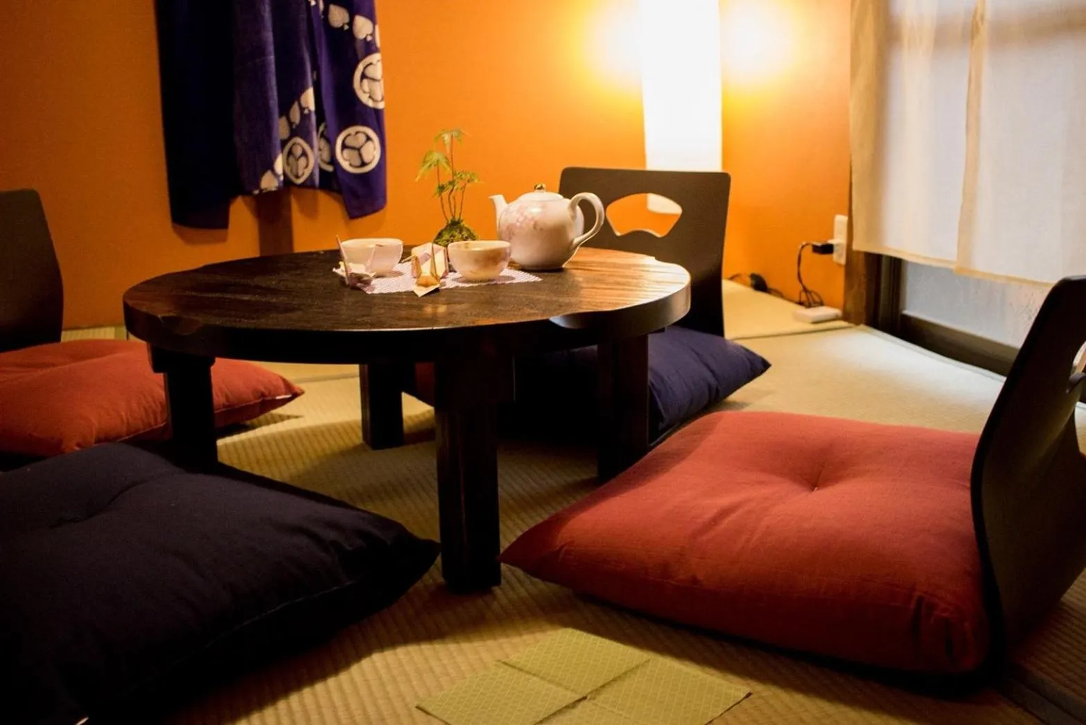 Living room, Bed in Oyado Tofukuji 2