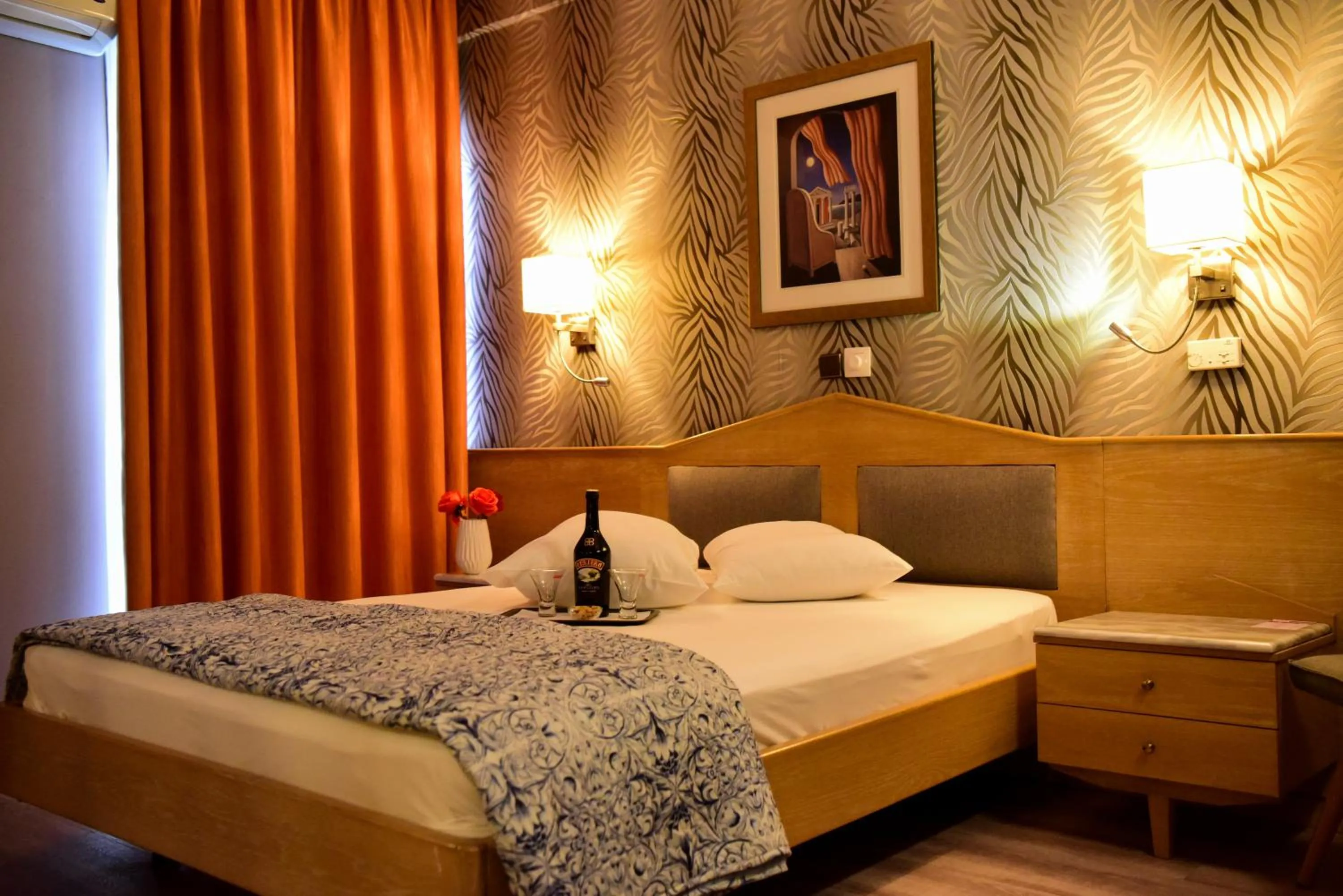 Bed in Eva Hotel Piraeus