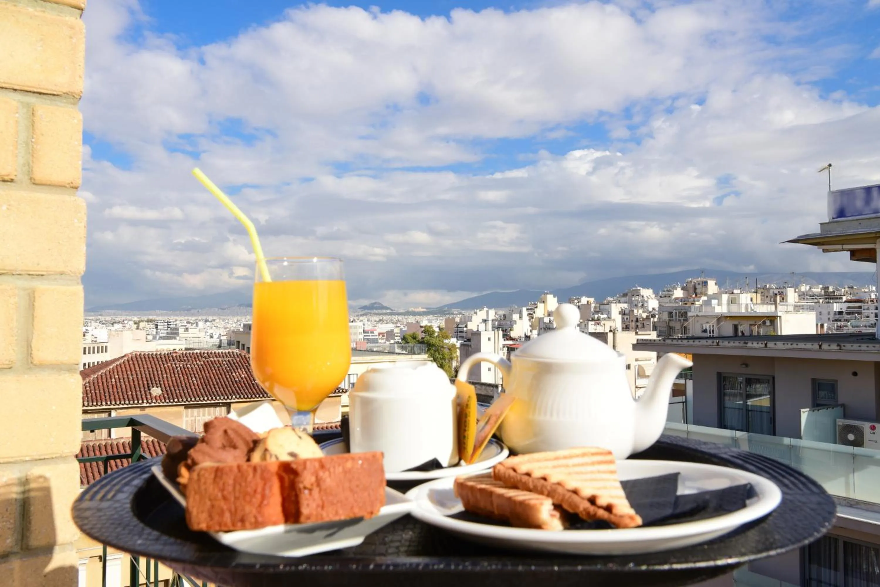 City view in Eva Hotel Piraeus