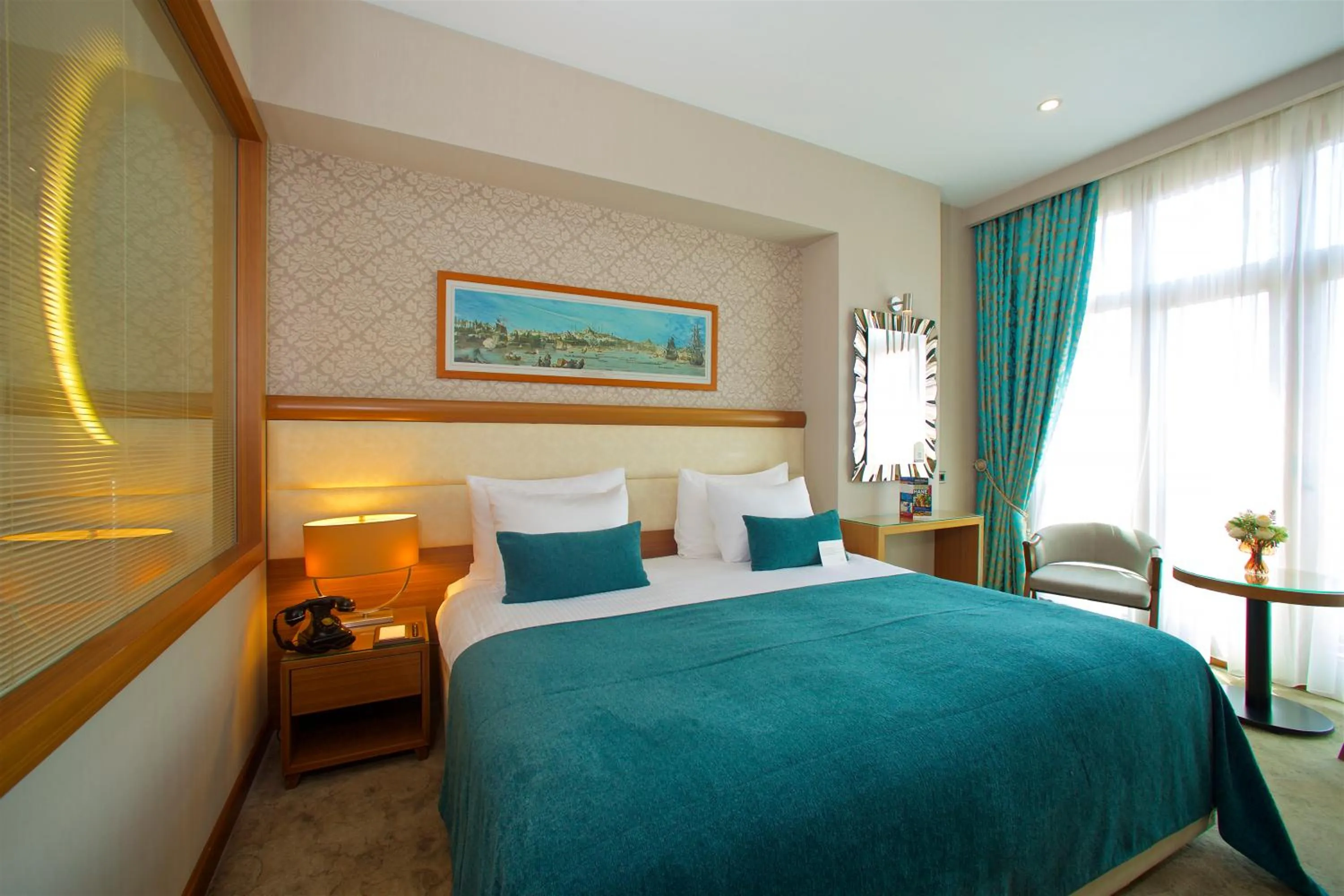 Bed in Hotel Momento Golden Horn