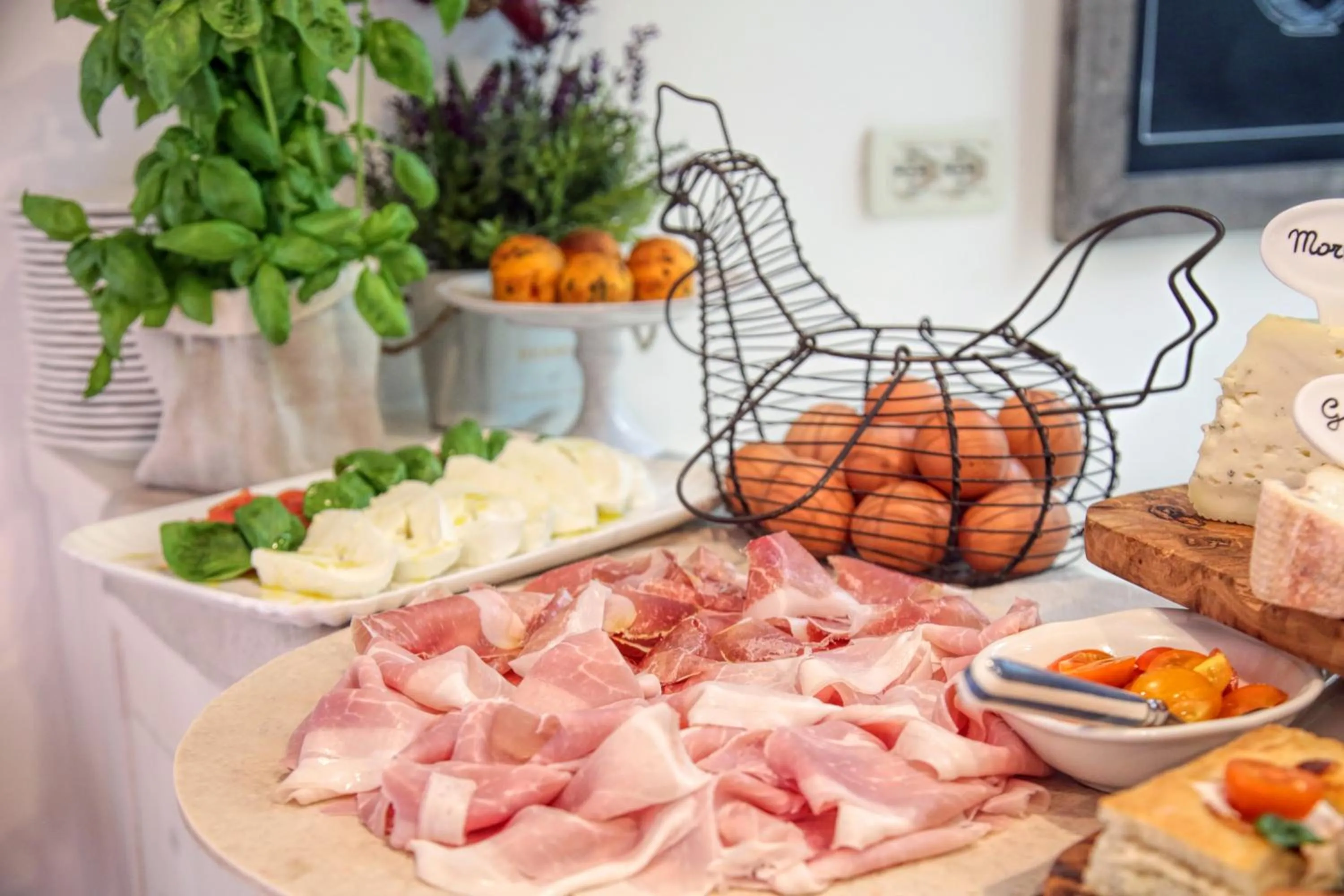 Buffet breakfast in B&B Villa Ines