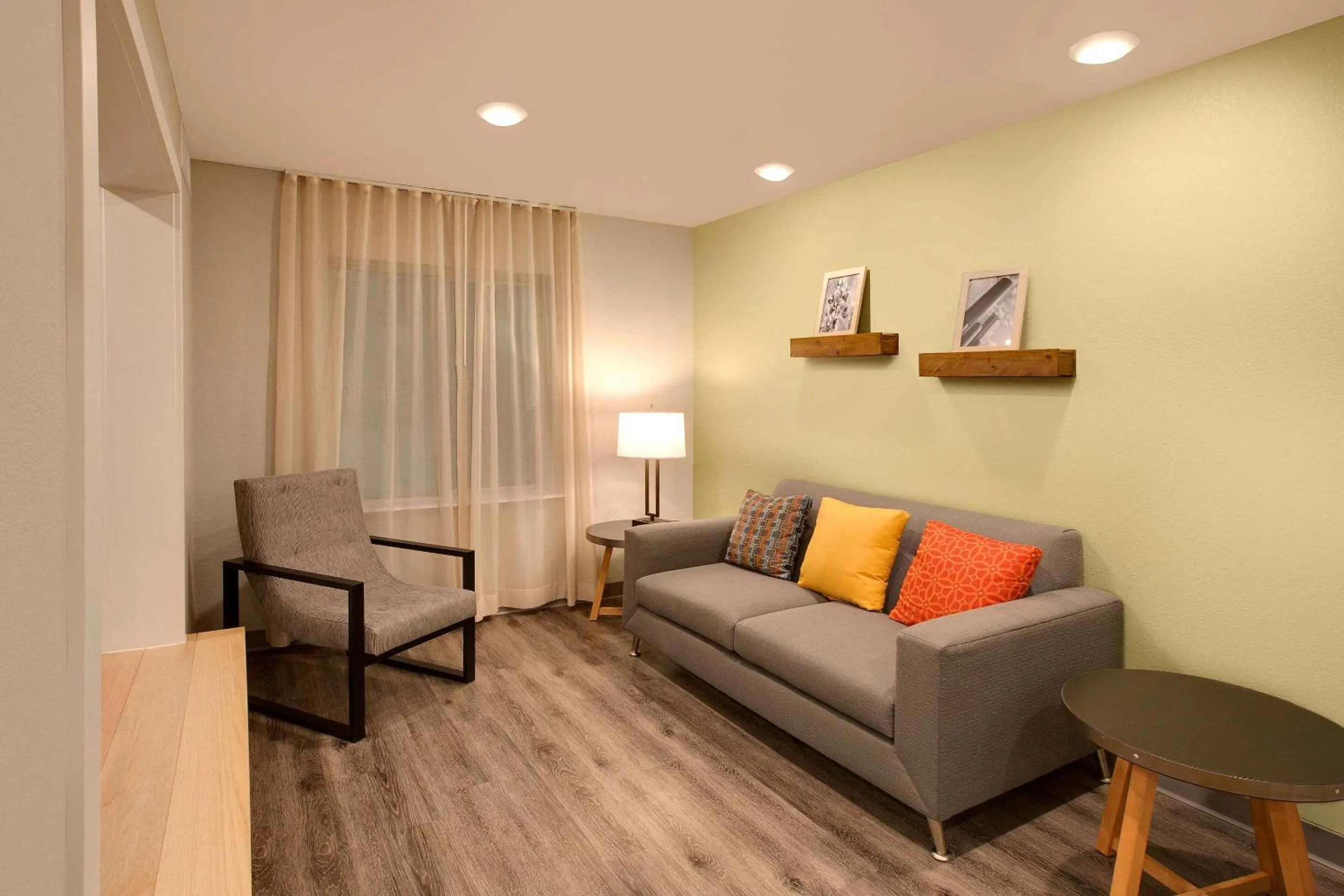 Lobby or reception in WoodSpring Suites Houston Northwest