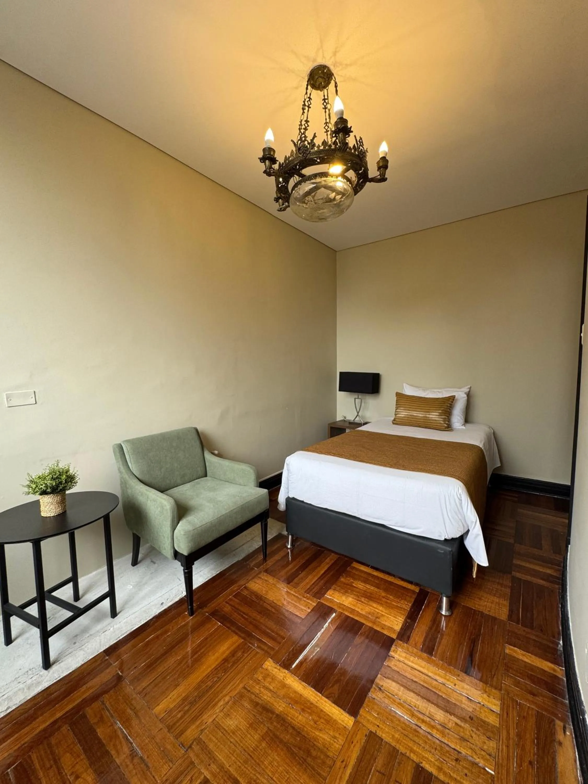 Bed in Hotel Nutibara