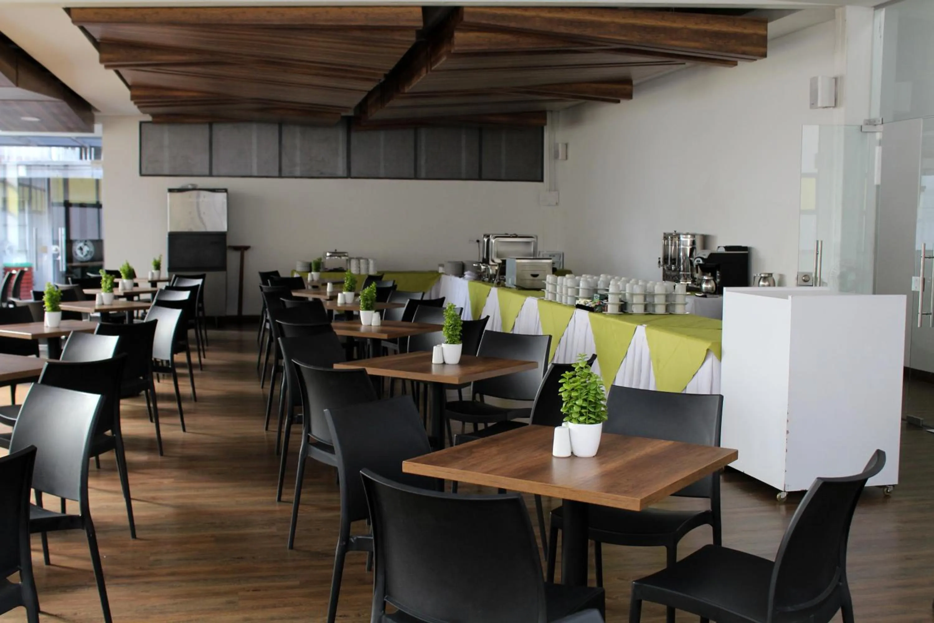 Food and drinks in Hotel Nutibara