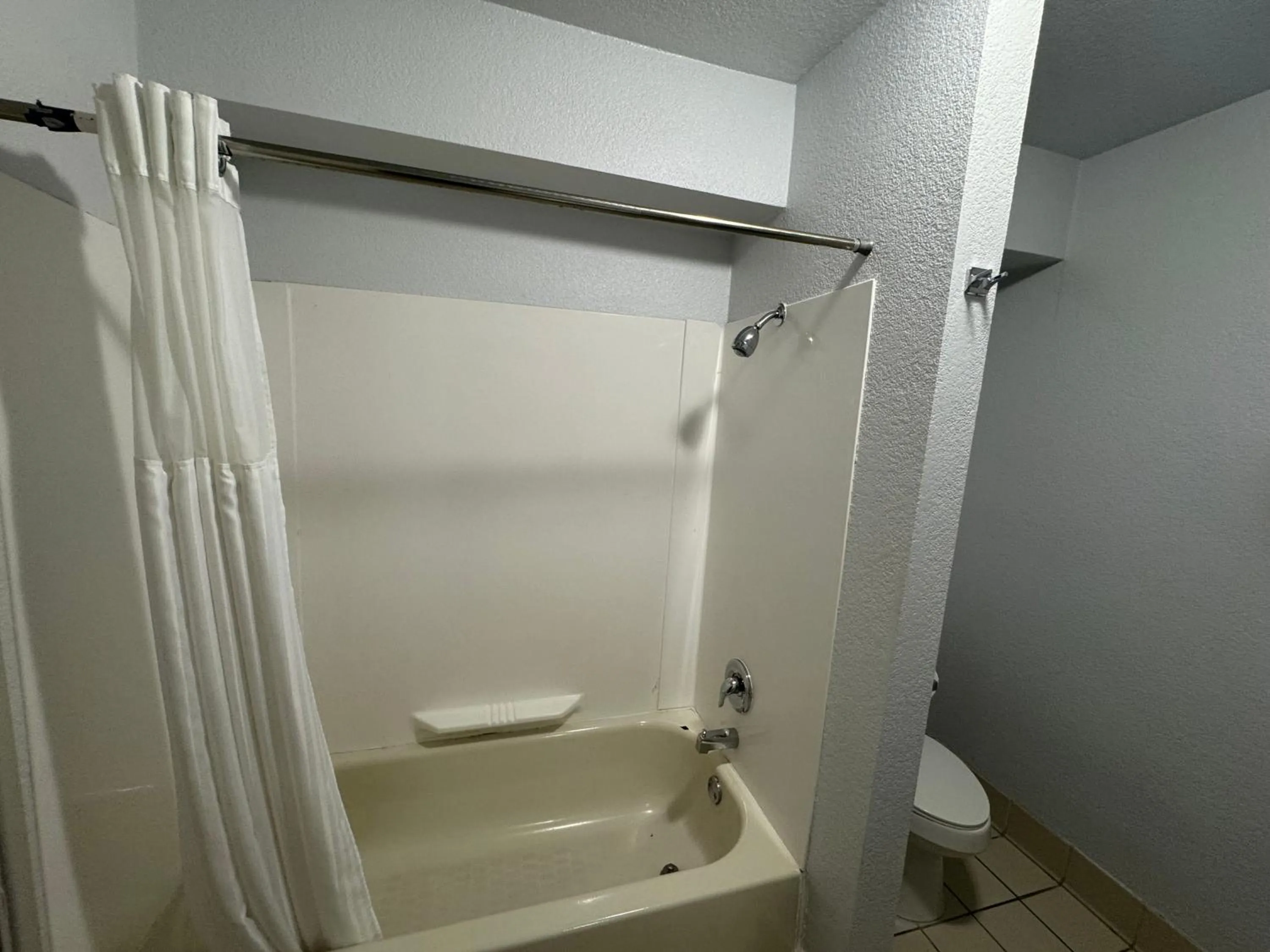 Bathroom in The New Pioneer