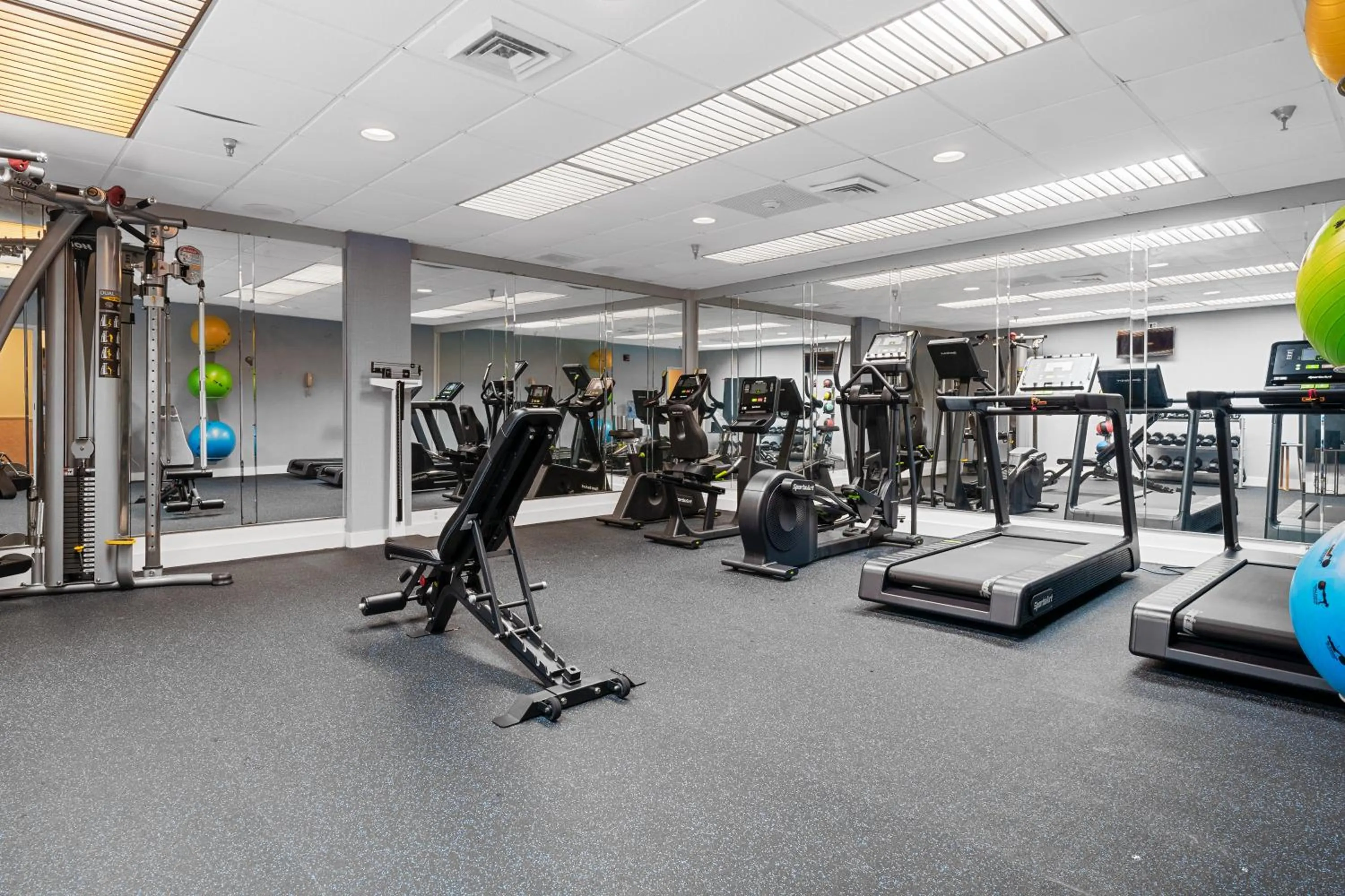 Fitness centre/facilities in Nantucket Inn