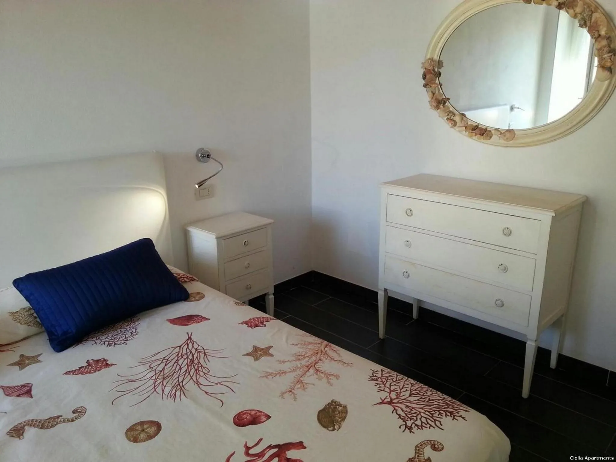 Photo of the whole room, Bed in Clelia Apartments - Deiva Marina