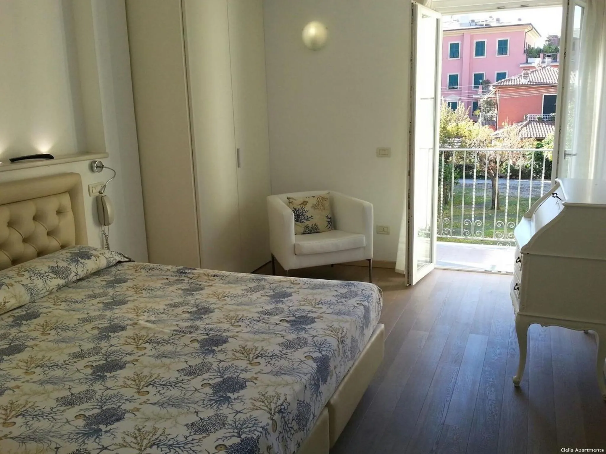 Photo of the whole room, Bed in Clelia Apartments - Deiva Marina