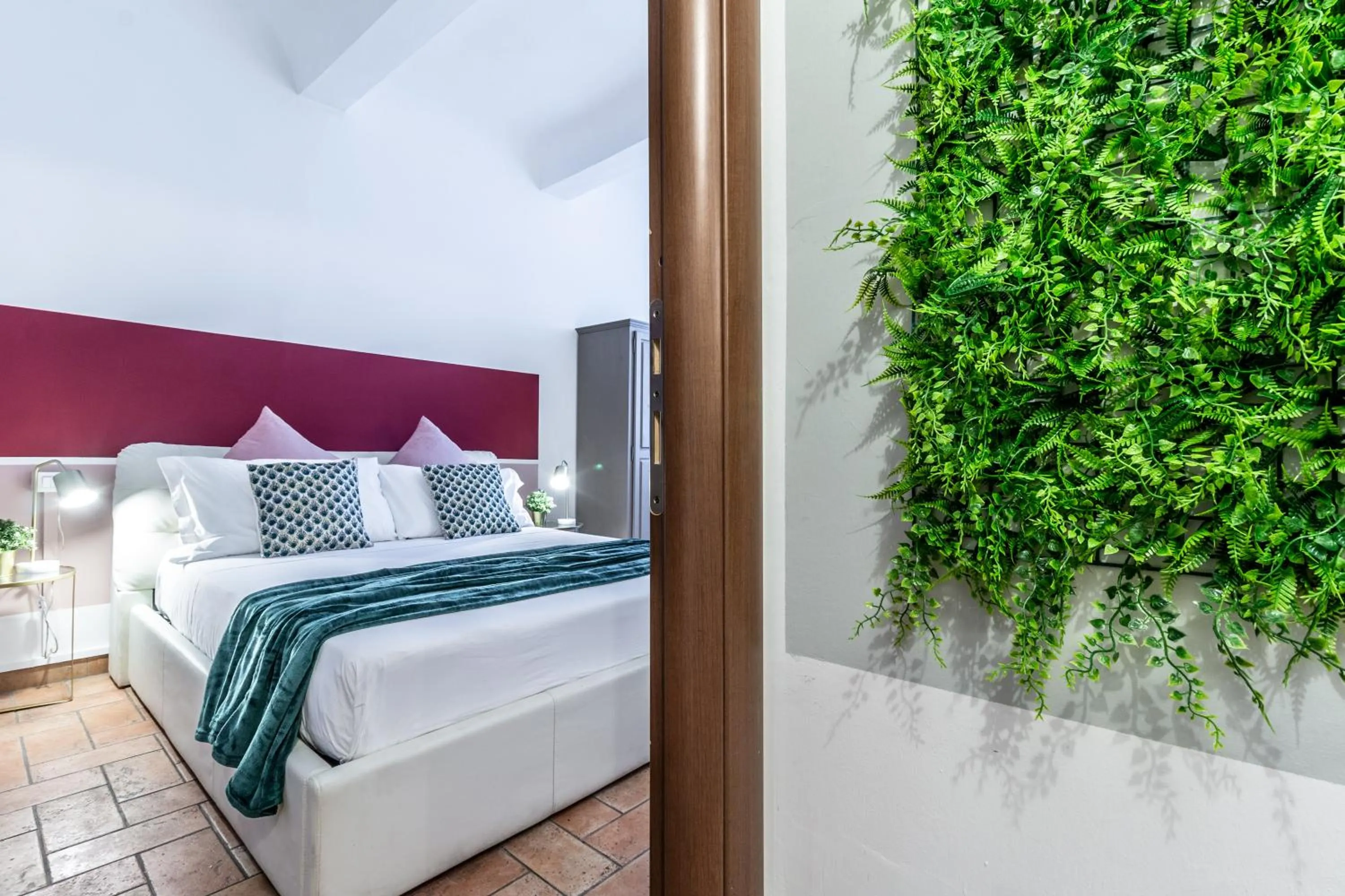 Bed in Wine Apartments Florence Ansonica