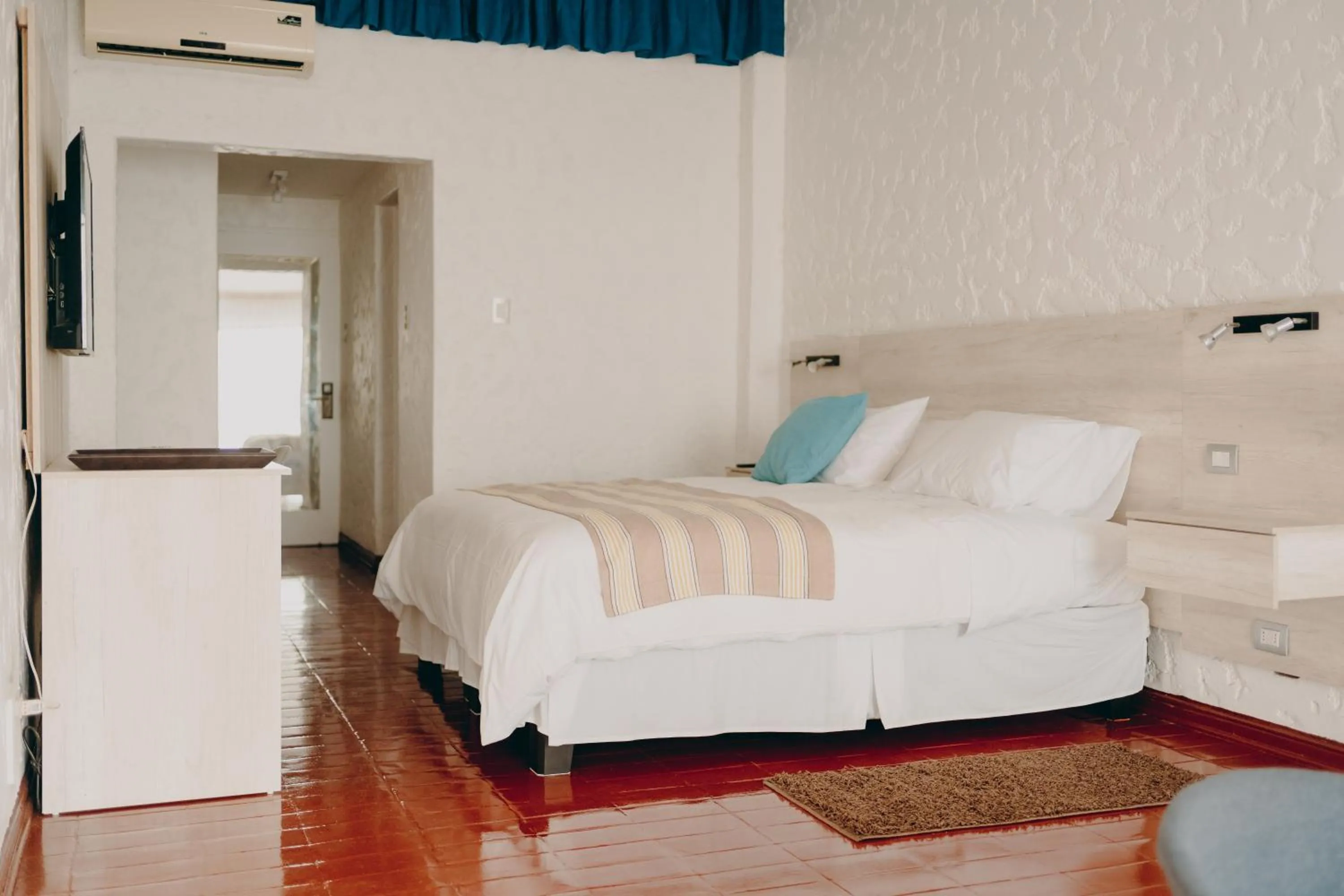 Bed in Panamericana Hotel Arica