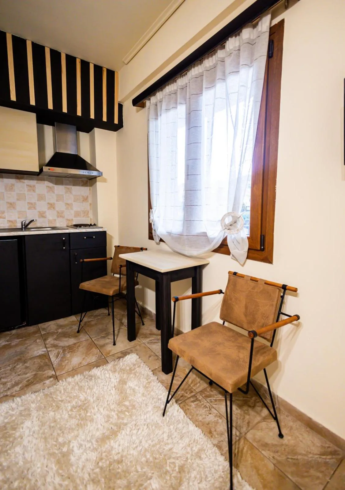 Kitchen or kitchenette in Enastron