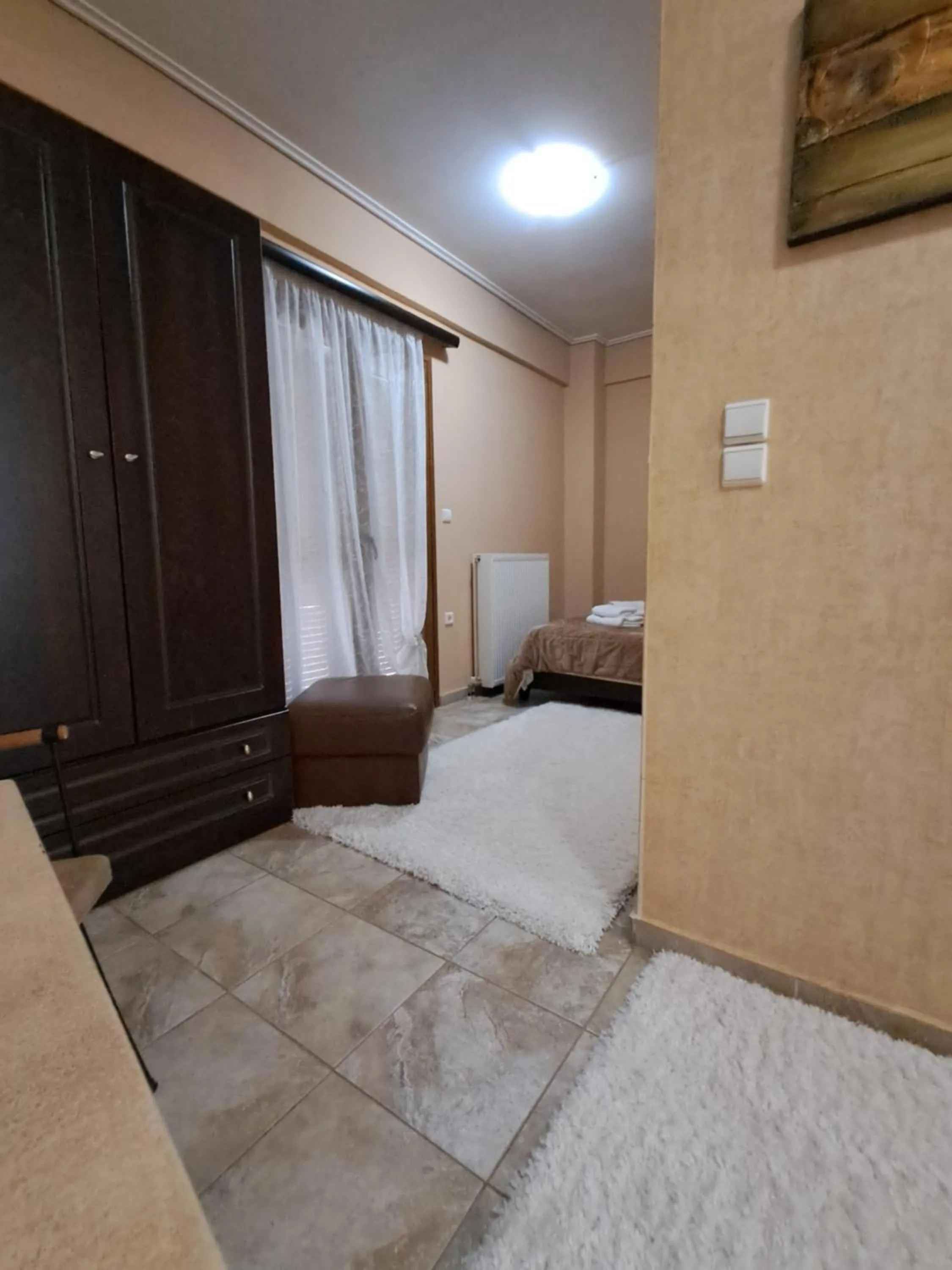 Photo of the whole room, Bed in Enastron