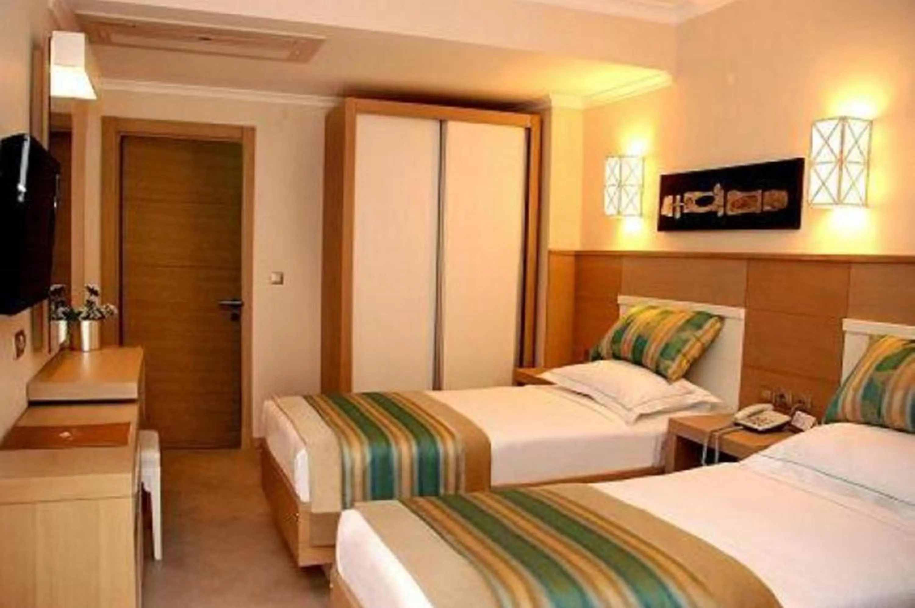 Photo of the whole room in Asmin Hotel Bodrum