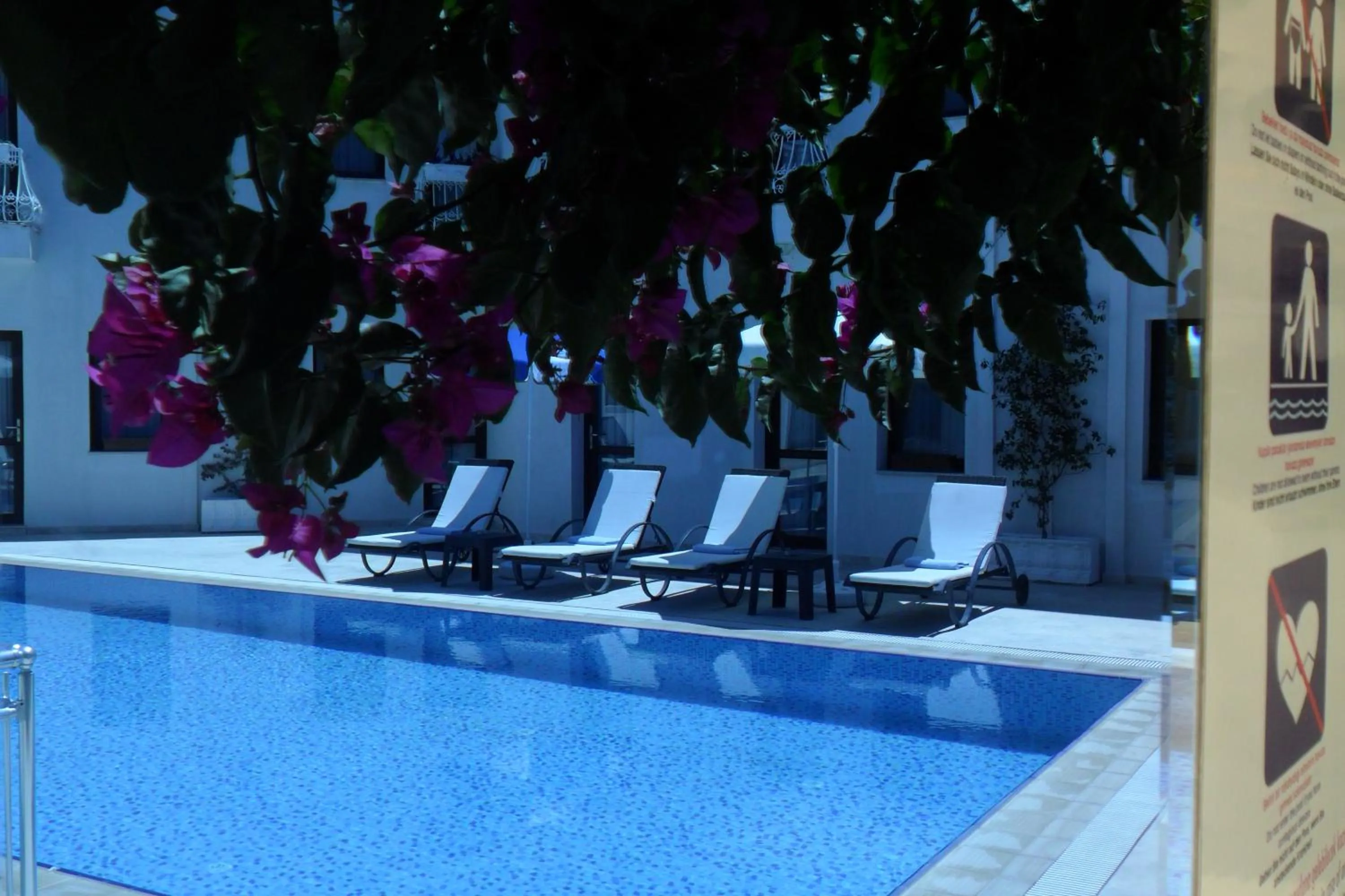 Swimming Pool in Asmin Hotel Bodrum