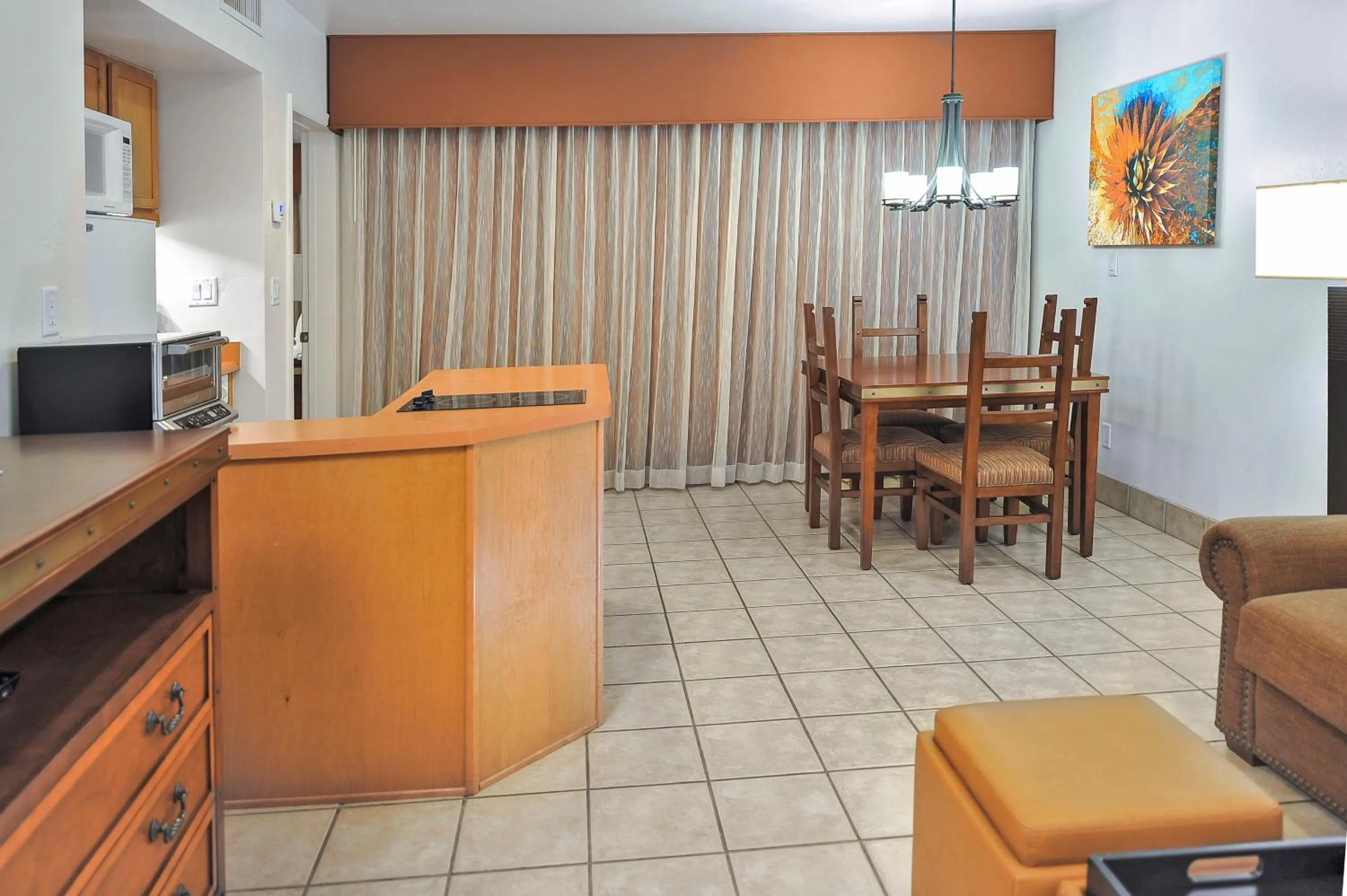 Living room in Hilton Vacation Club Los Abrigados Resort & Spa Sedona