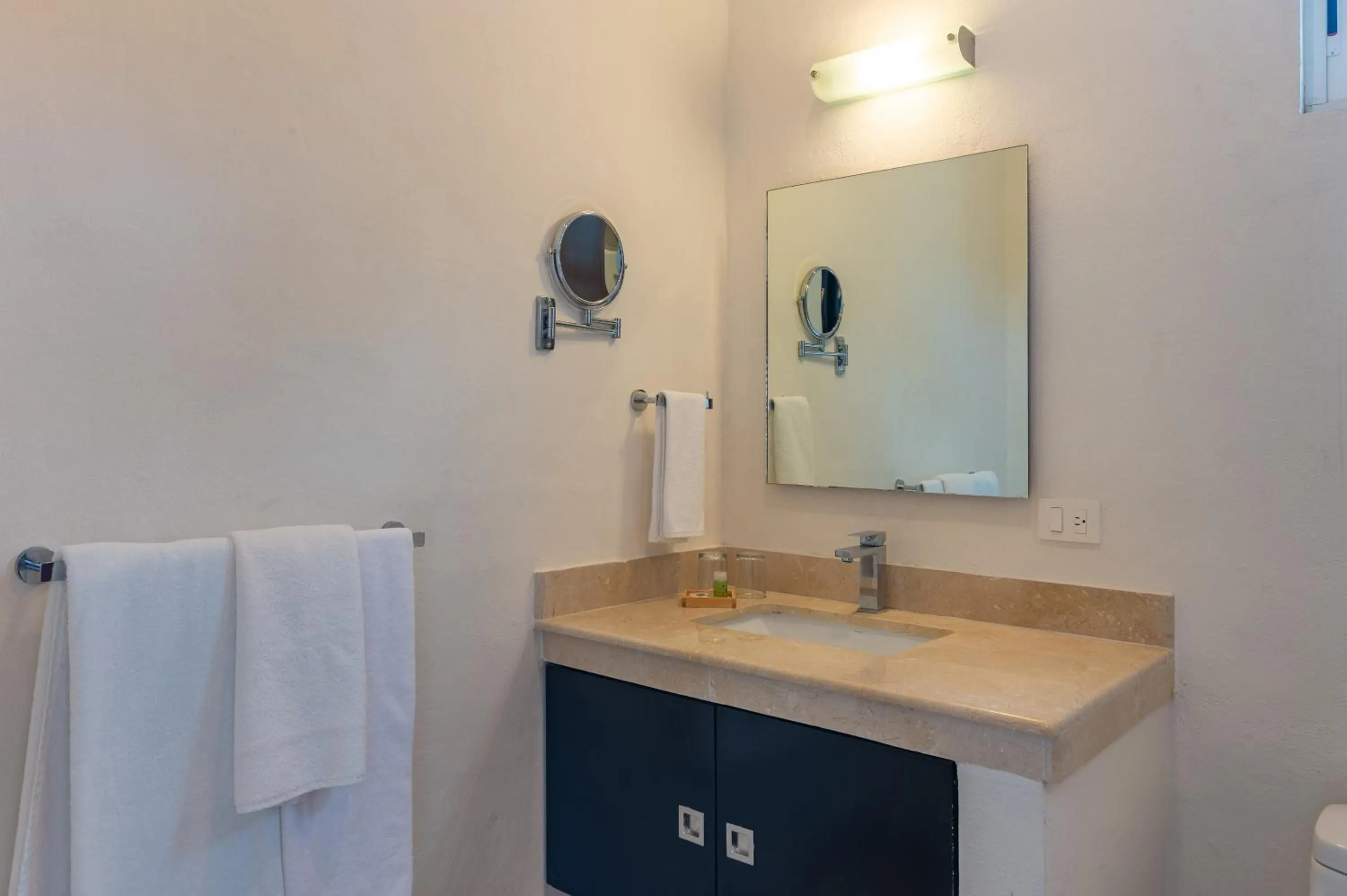 Bathroom in Villa Palmeras