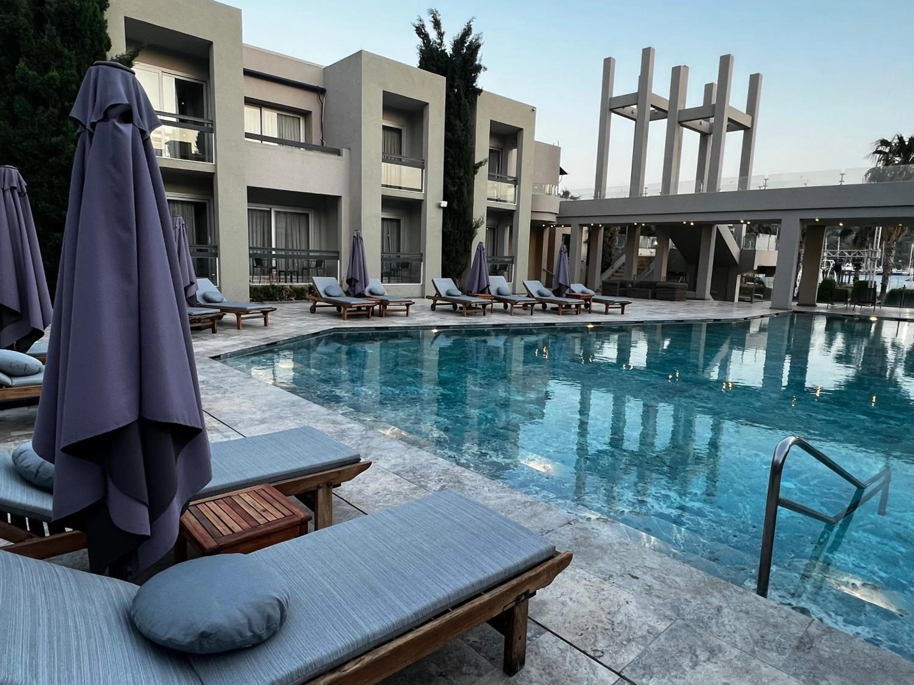 Swimming pool in Hotel Ambrosia