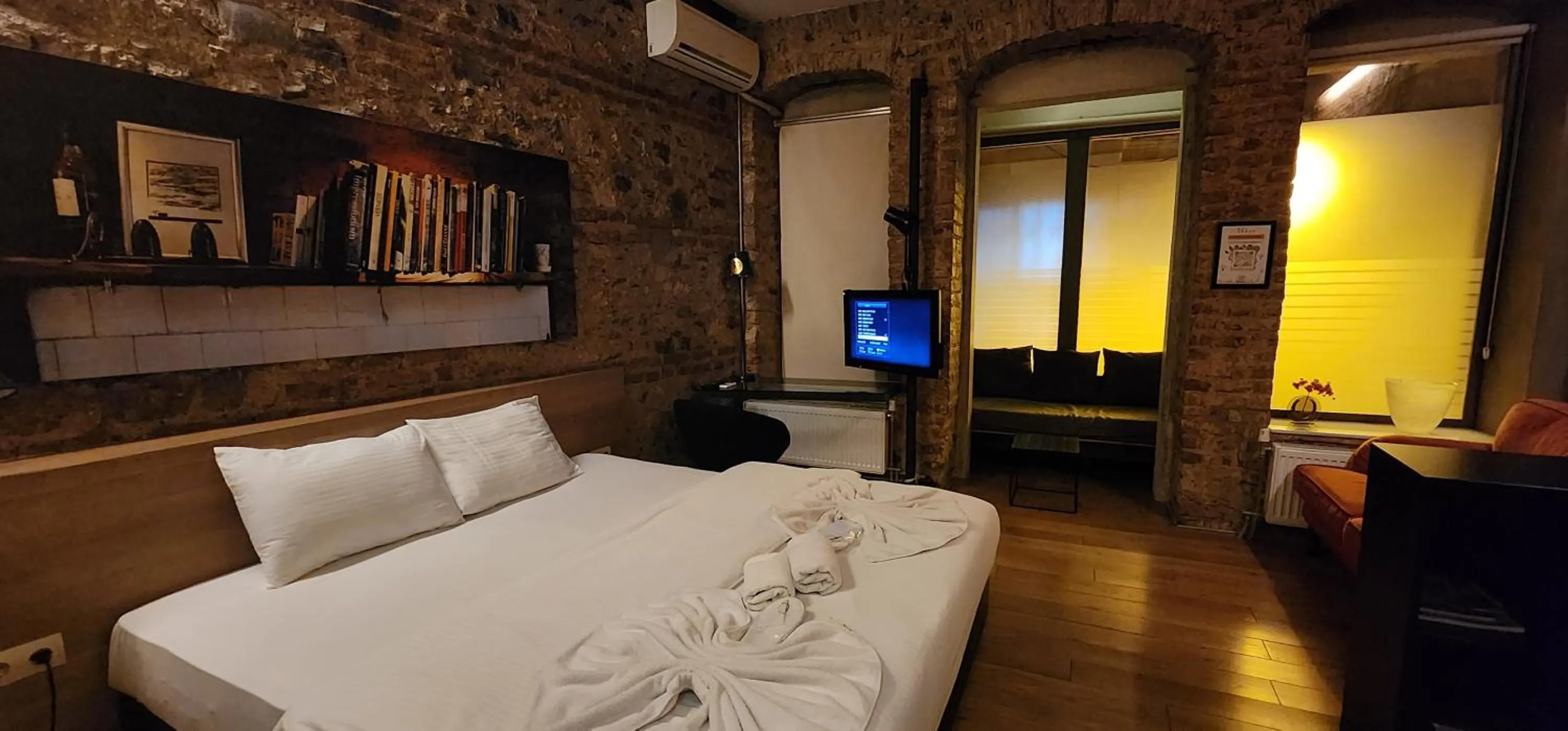 Bed in Rooms Galata