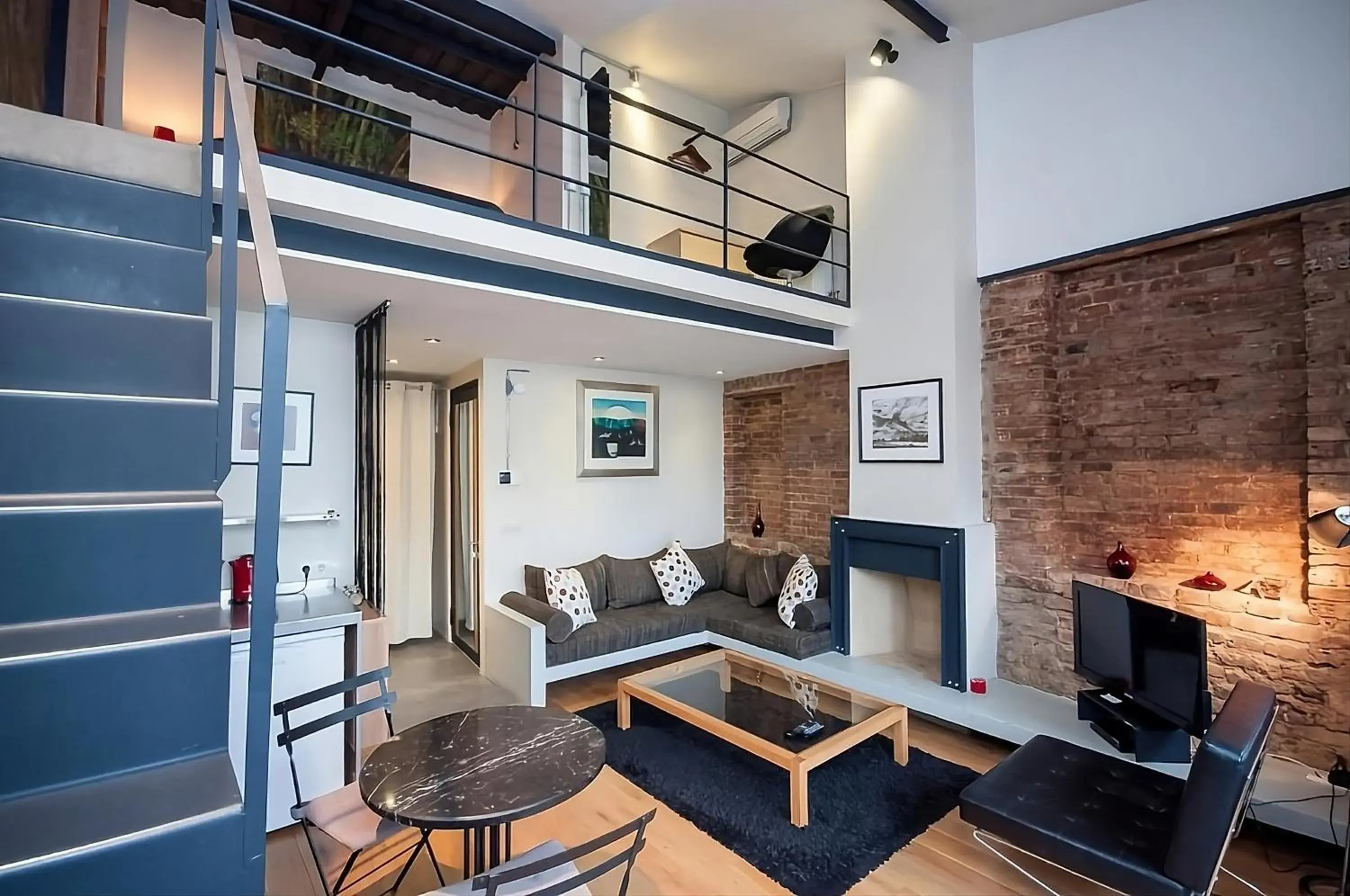 Duplex Loft in Rooms Galata Duplex Loft in Rooms Galata