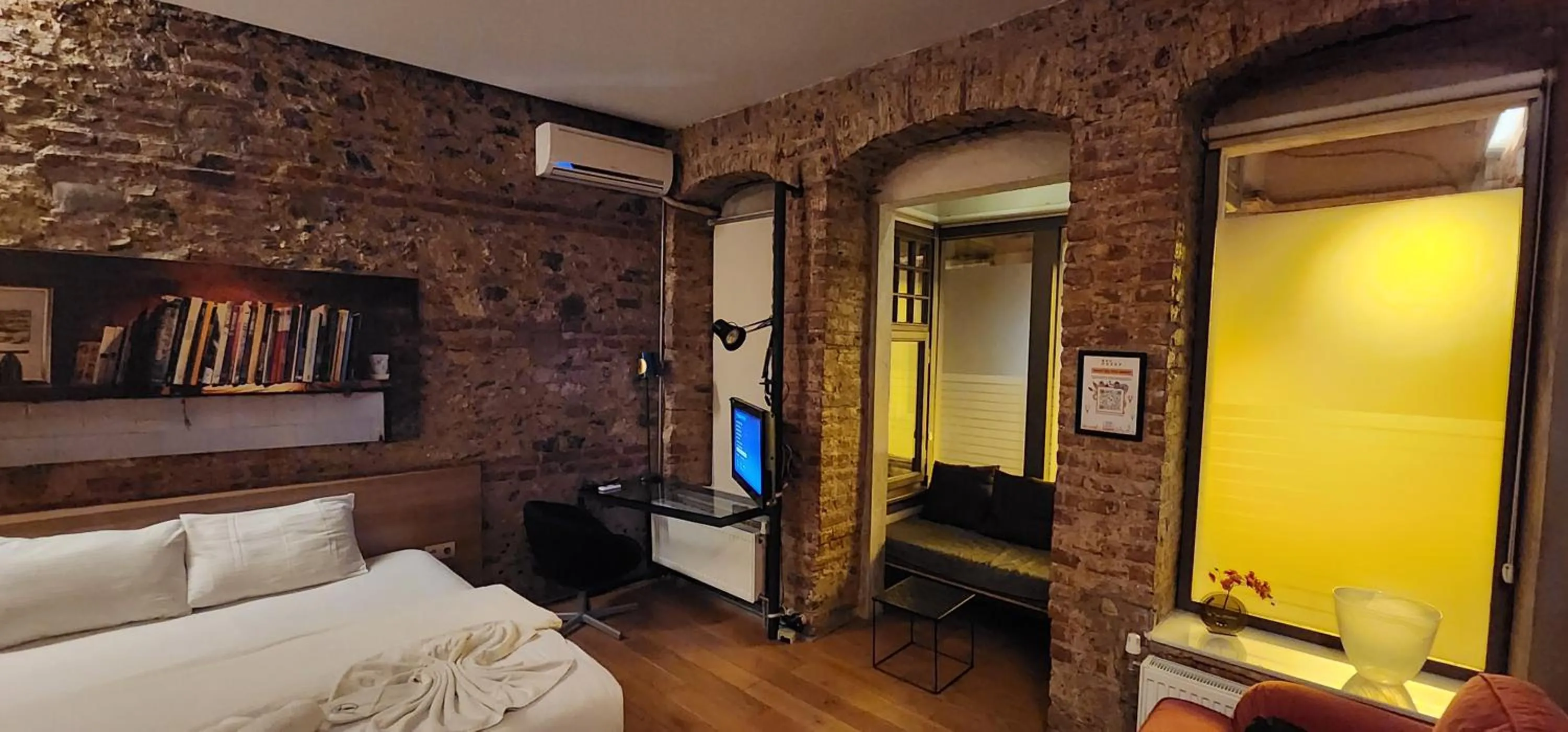 TV and multimedia in Rooms Galata