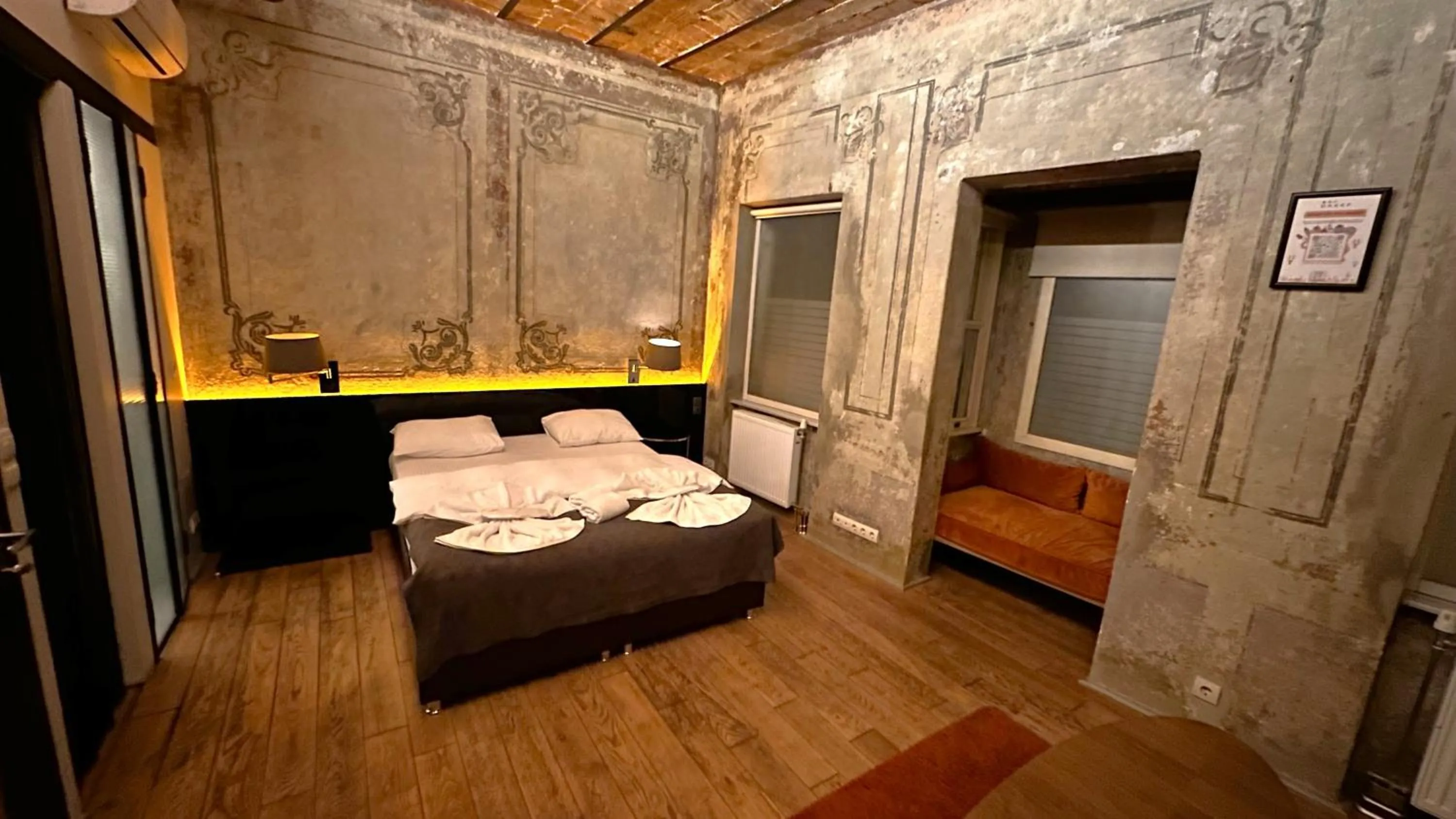 Bed in Rooms Galata