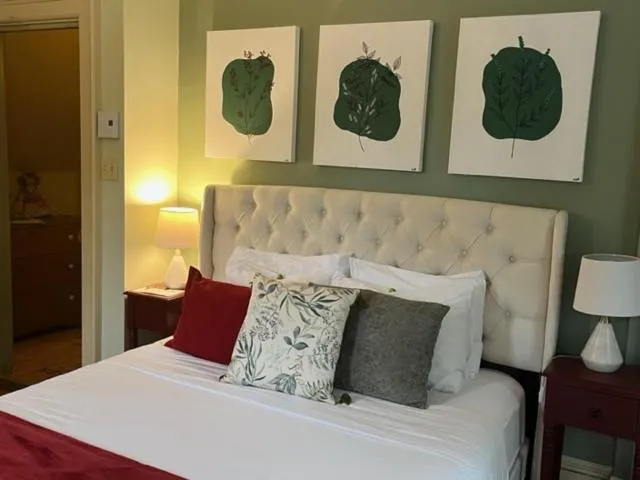 Bed in La Belle Victorienne